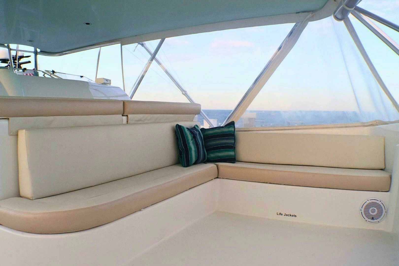 2001 Donzi 73 Sport Yacht - Image 58