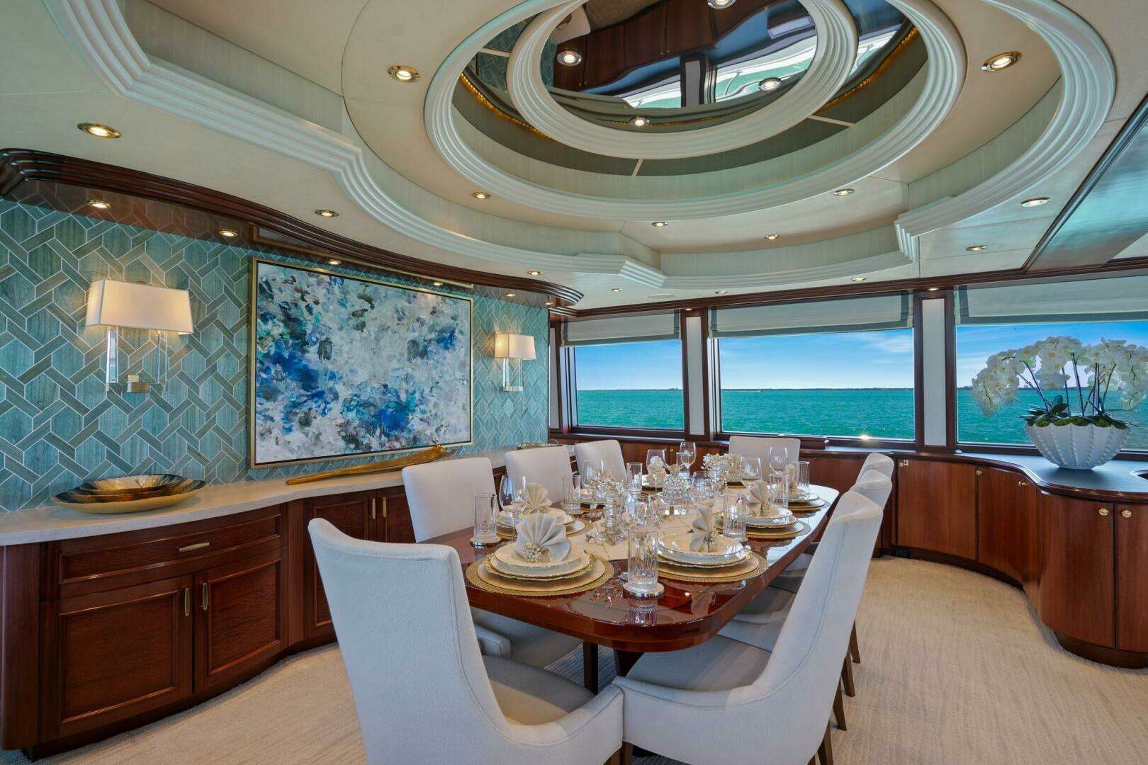 2004 Crescent Raised Pilothouse - Image 9