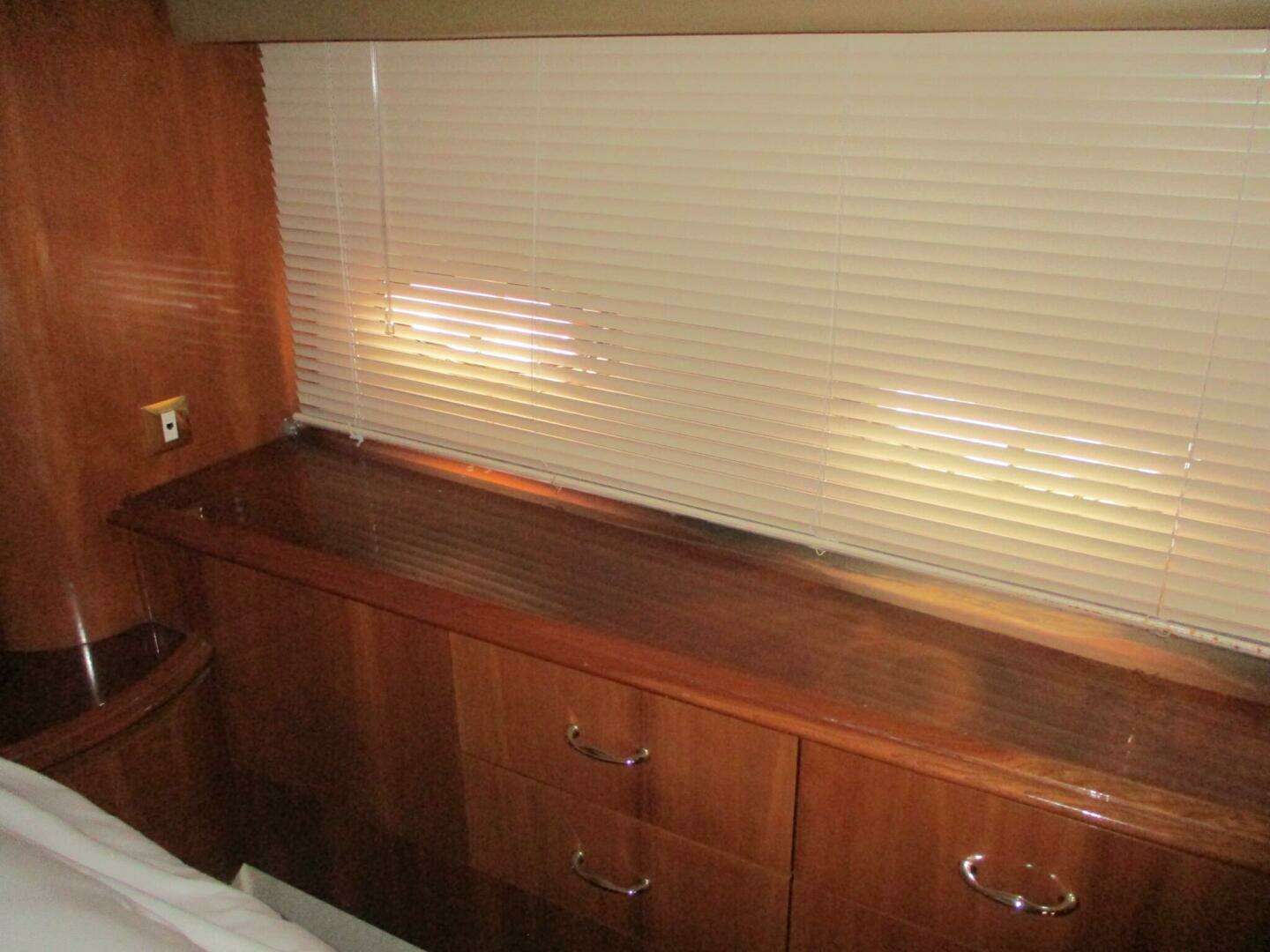 2006 Carver — - Image 52