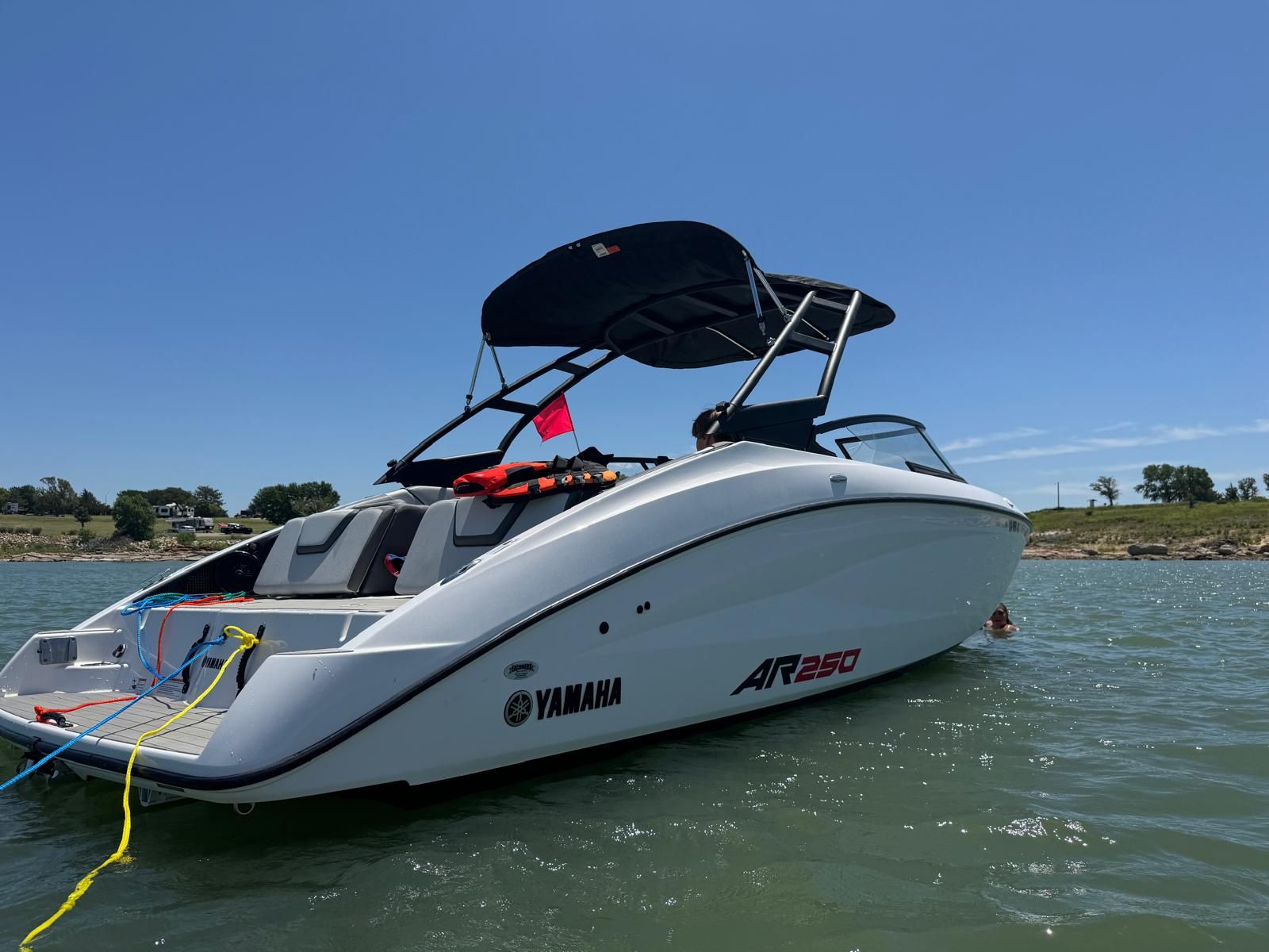 2024 Yamaha Boats AR250