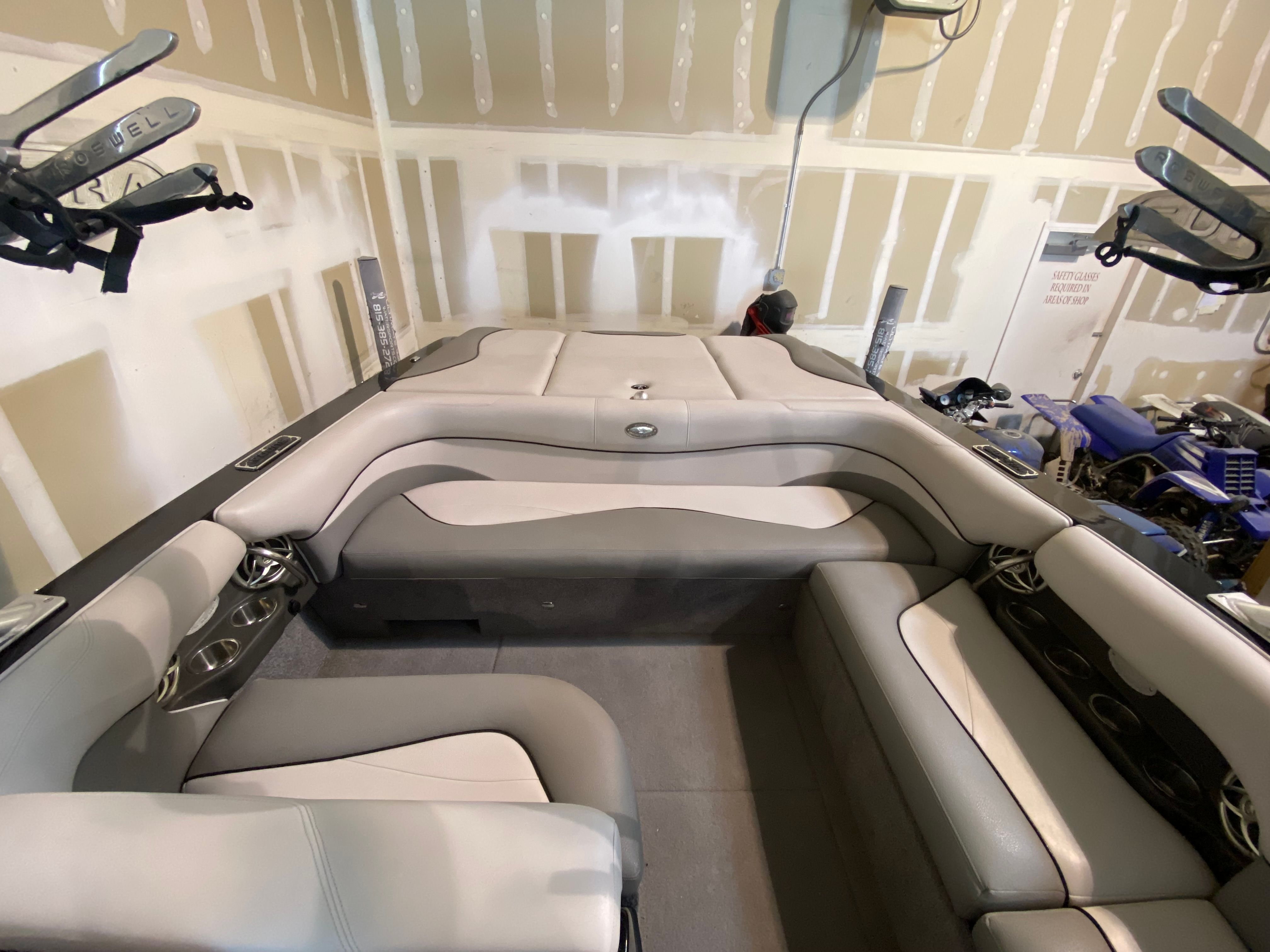 2008 Supra Launch 22 SSV - 11