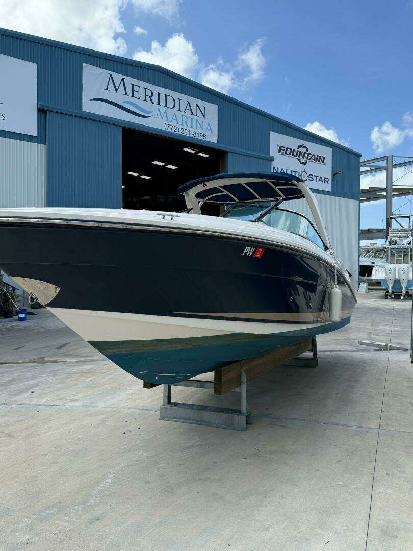 2014 Sea Ray 270 SLX - Image 5