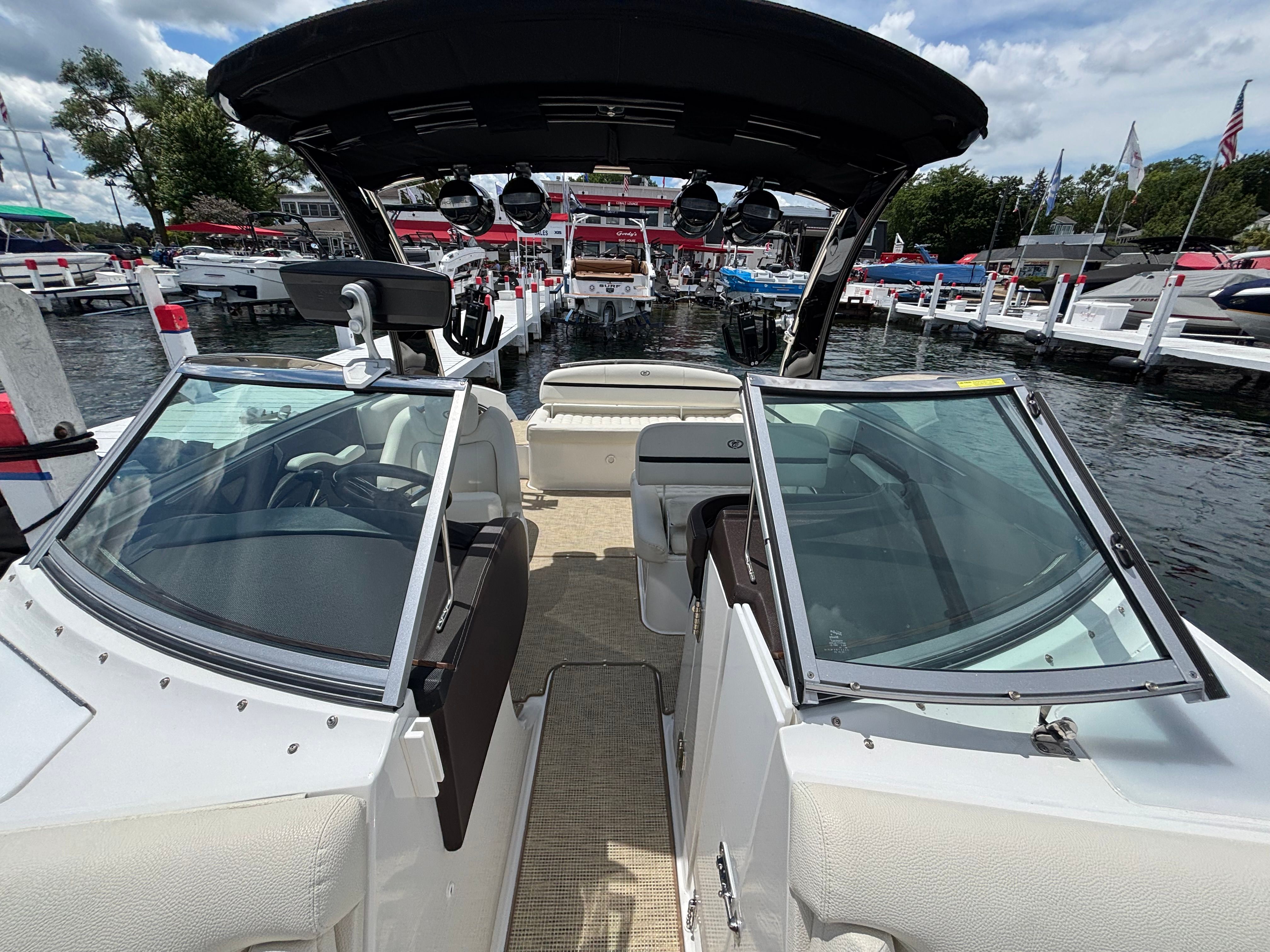 2019 Cobalt R5 Surf - 22