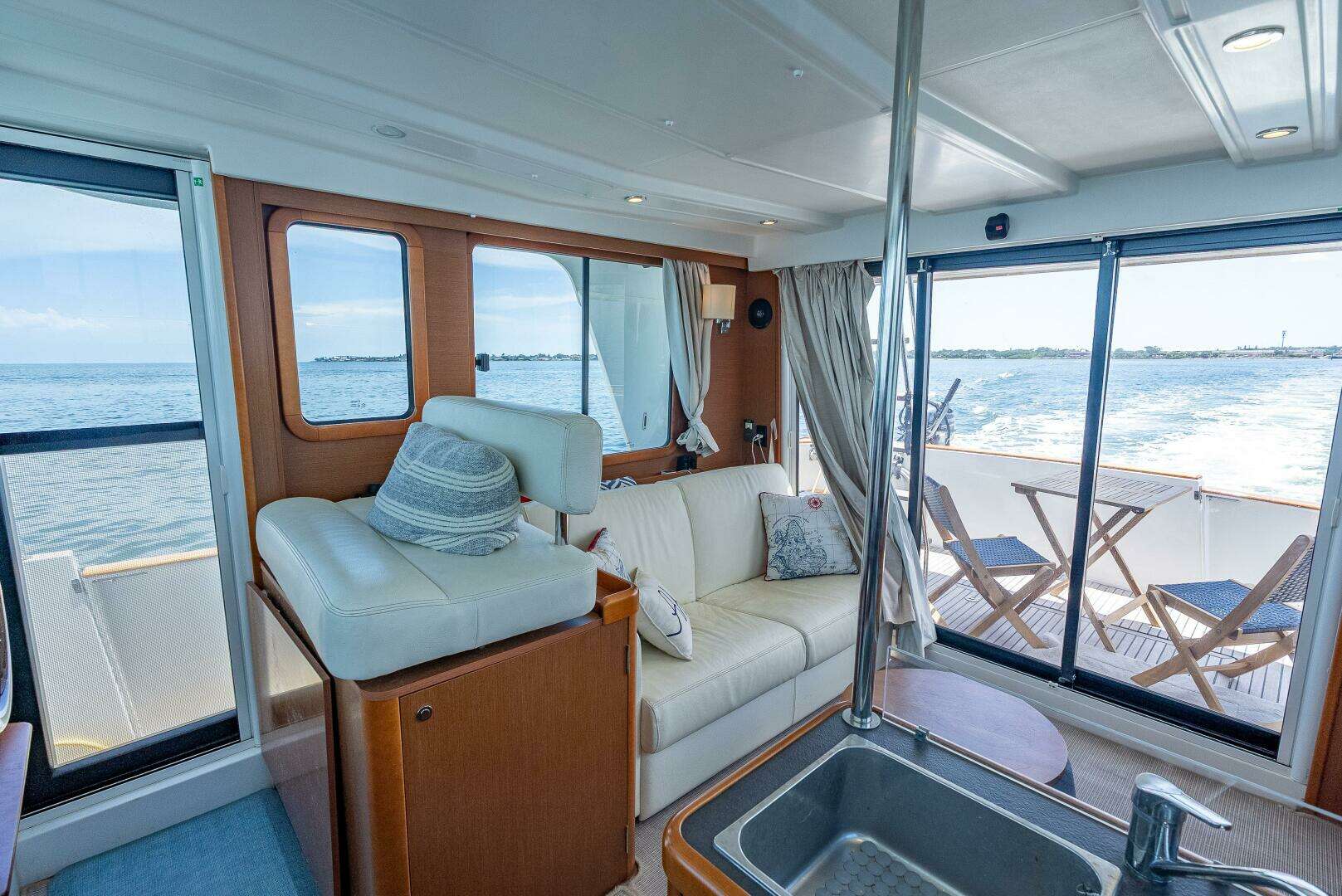 2015 Beneteau Swift Trawler 34 - Image 42