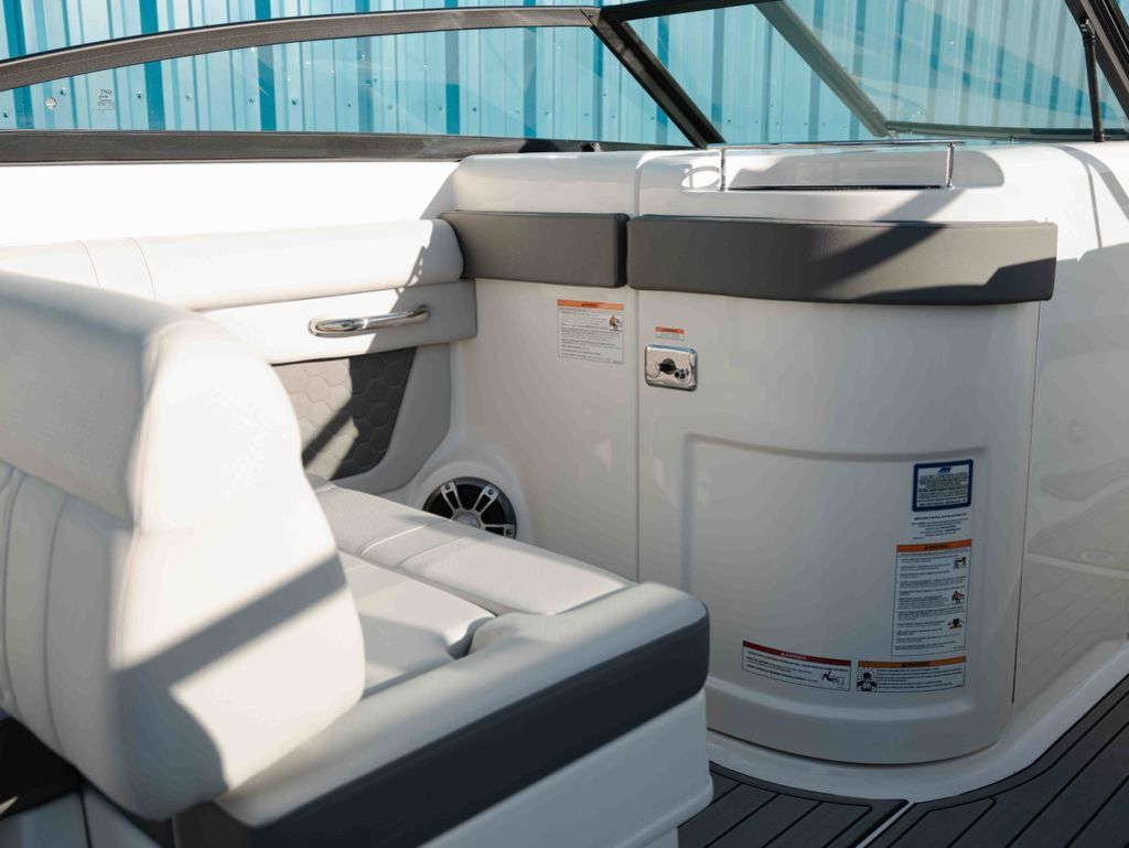 2025 Sea Ray SDX 290 - 6