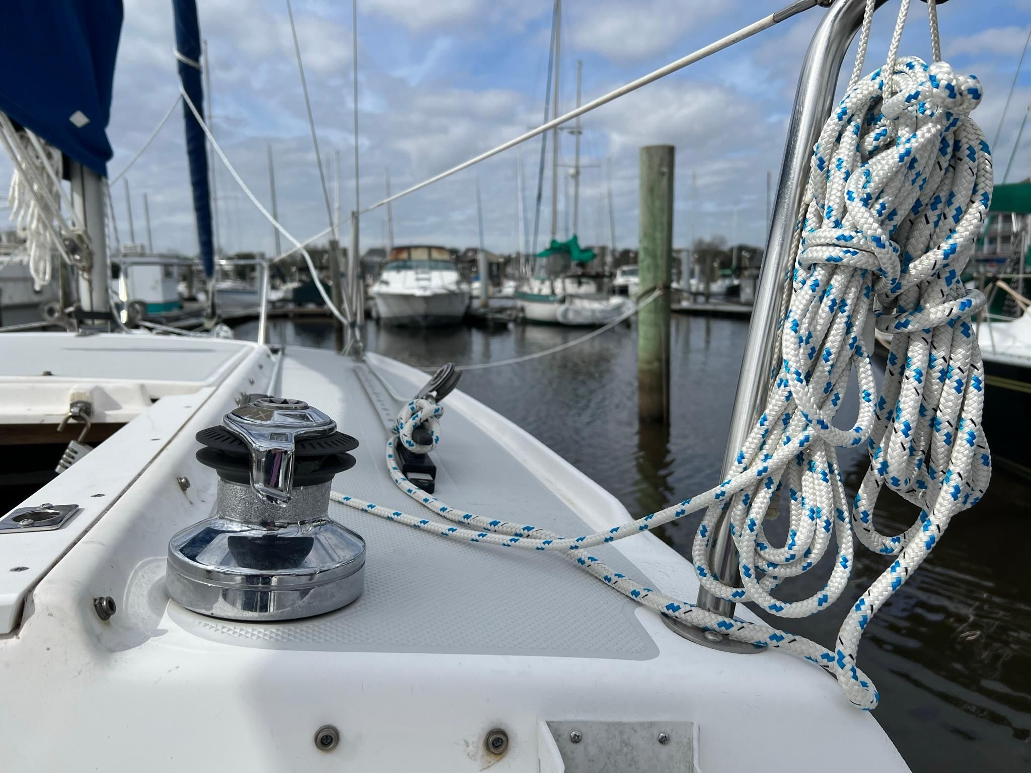 2005 Catalina C250 - 27