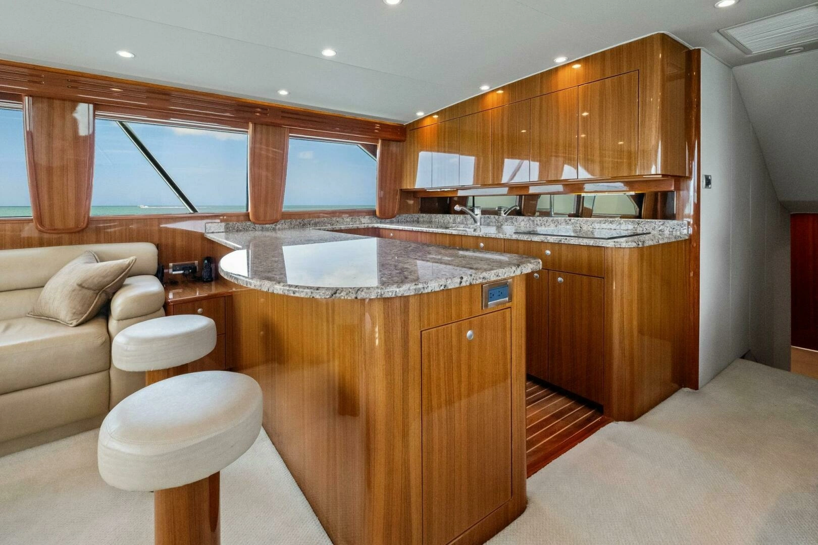 2008 Viking 64 Convertible - Image 35