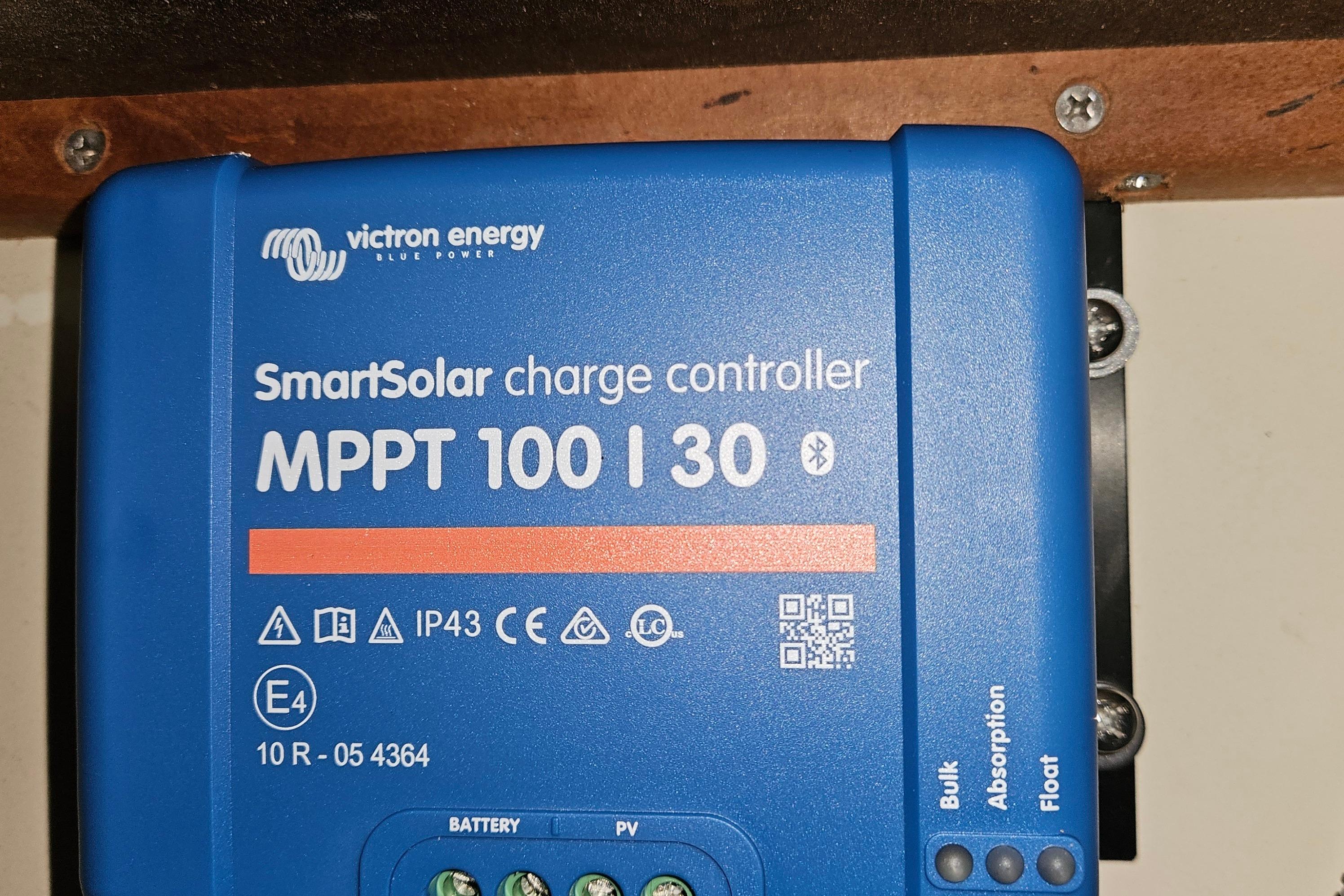 Victron Energy SmartSolar MPPT 100/30 charge controller on Hunter 386, 2004 model.