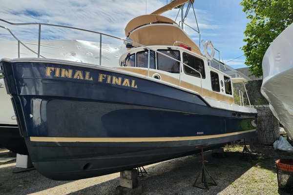2019 Ranger Tugs R-31 CB