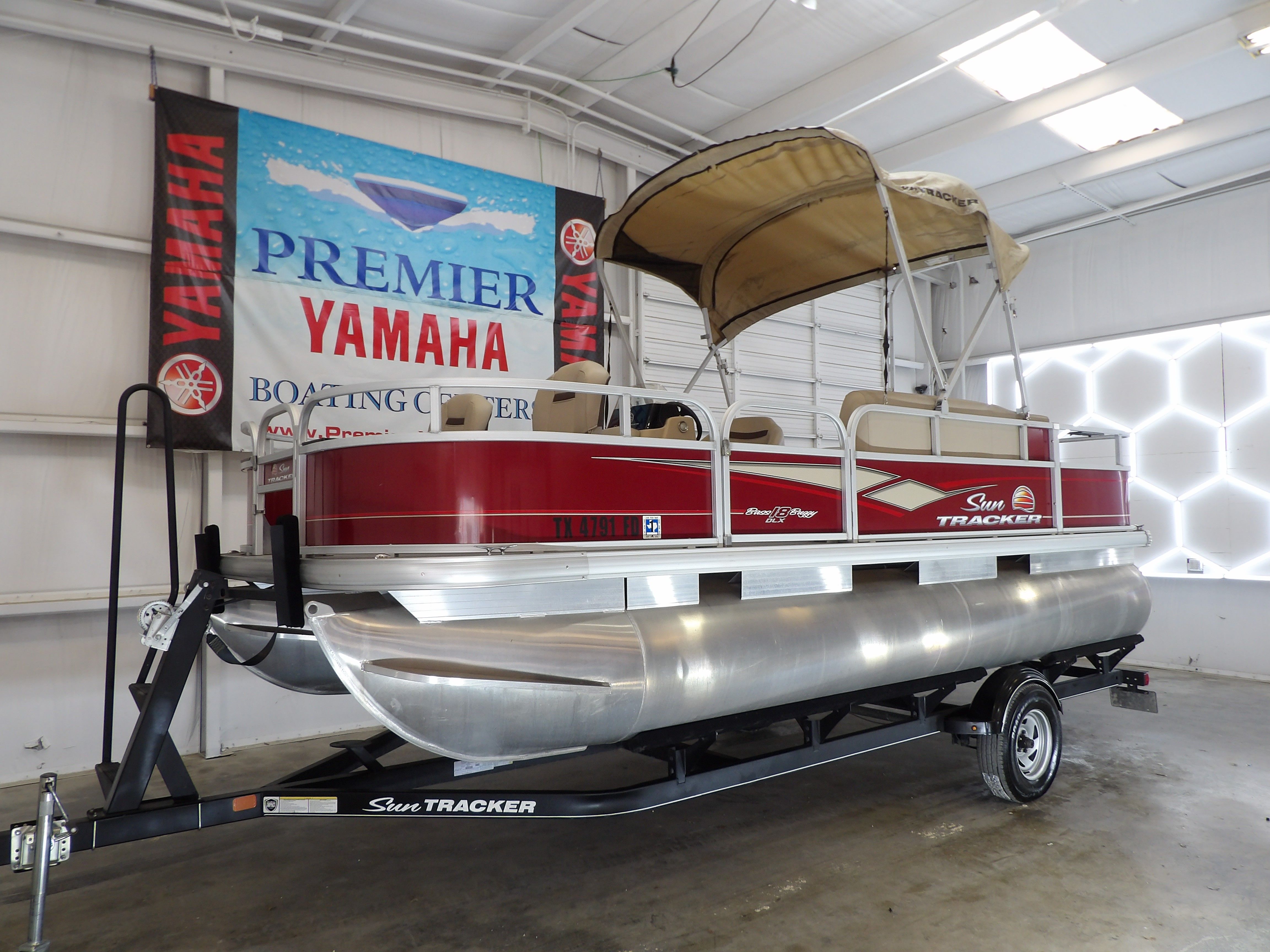2019 Sun Tracker 18 Bass Buggy - 3