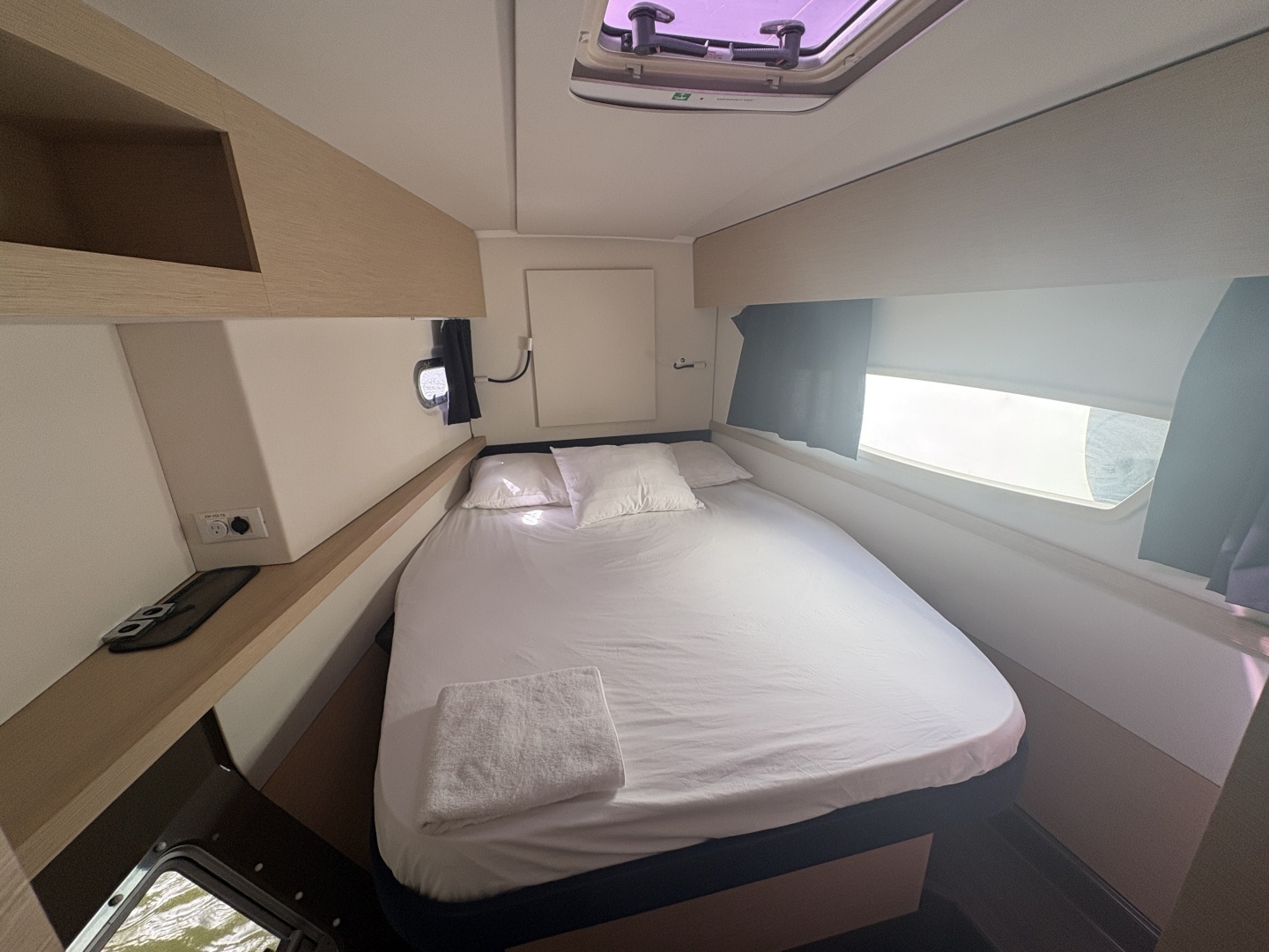 2017 Fountaine Pajot Helia 44 Evolution Oceanic Package - Image 25