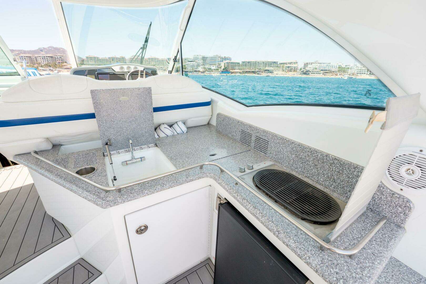 2007 Formula 45 Yacht - Image 55