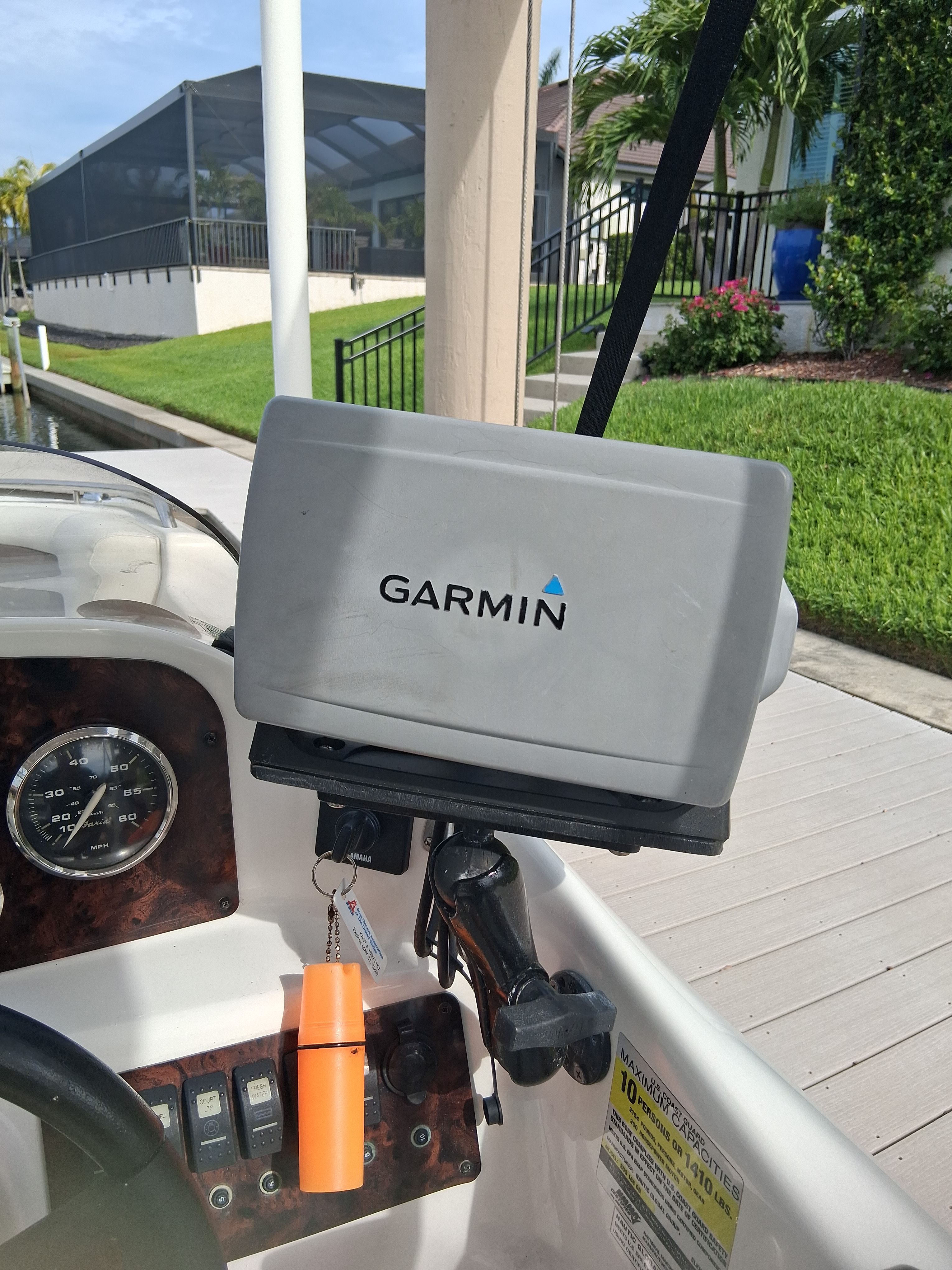 Garmin device on a 2013 Hurricane 188SD boat.