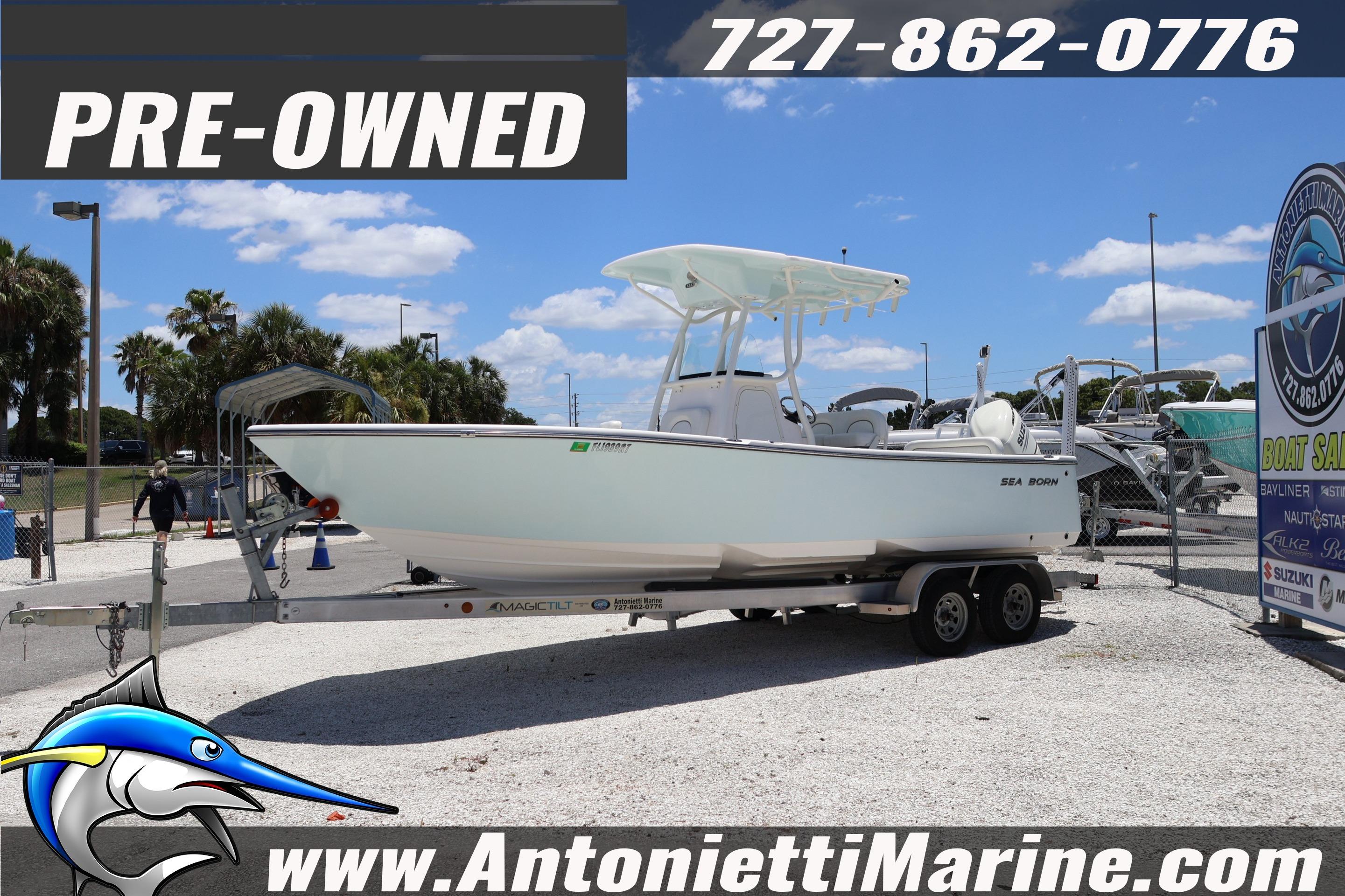 2019 Sea Born LX24 Center Console