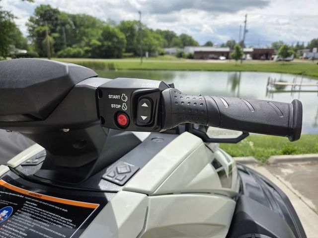 2026 Yamaha WaveRunner VX Cruiser HO - 6