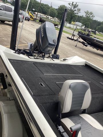 2013 Lowe Stinger 18 HP - 7