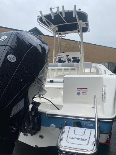 Mako 214 Center Console boat, 2025 model, featuring outboard motor.