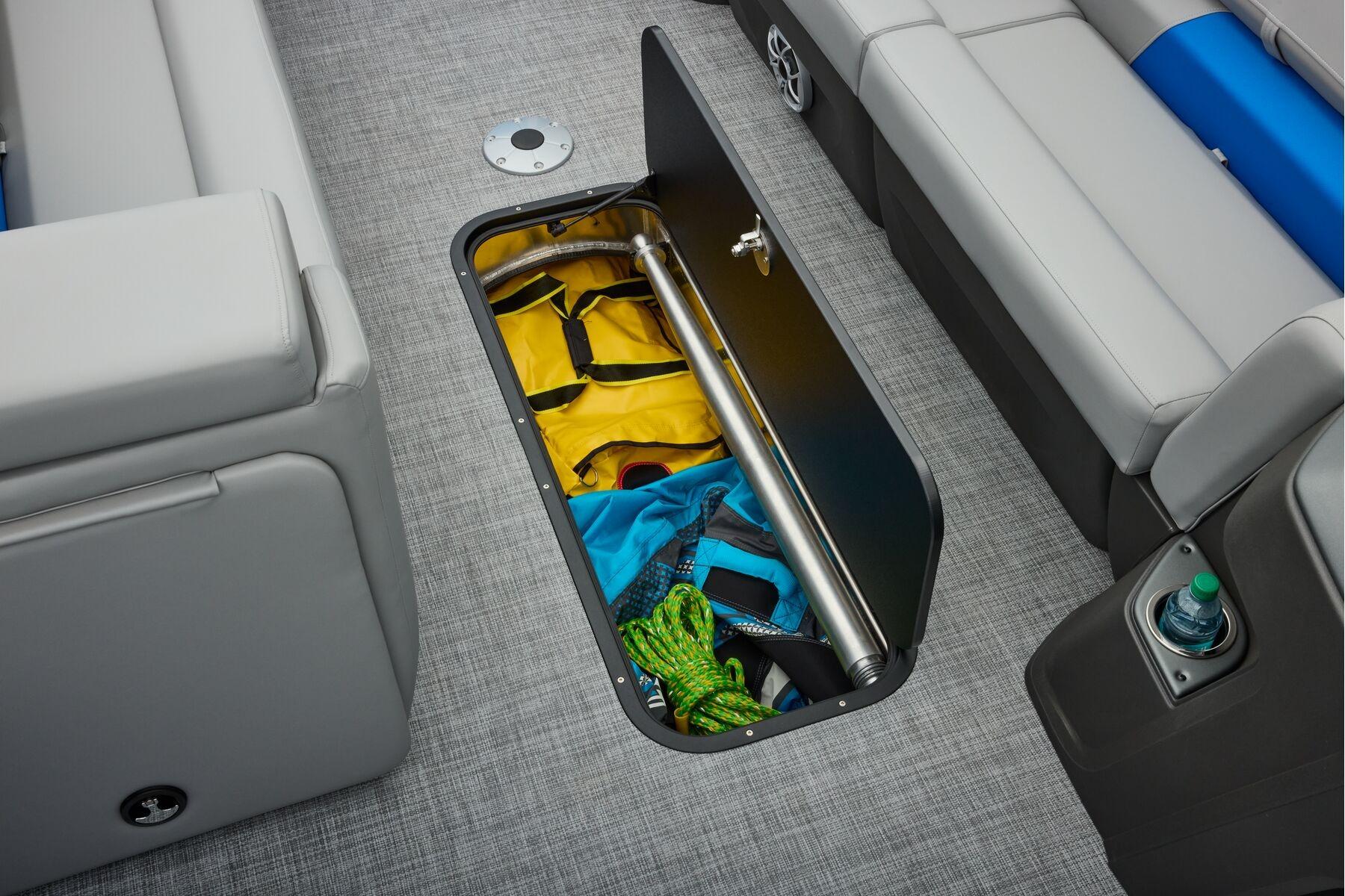 2026 Sun Tracker Party Barge 24 XP3 - 23