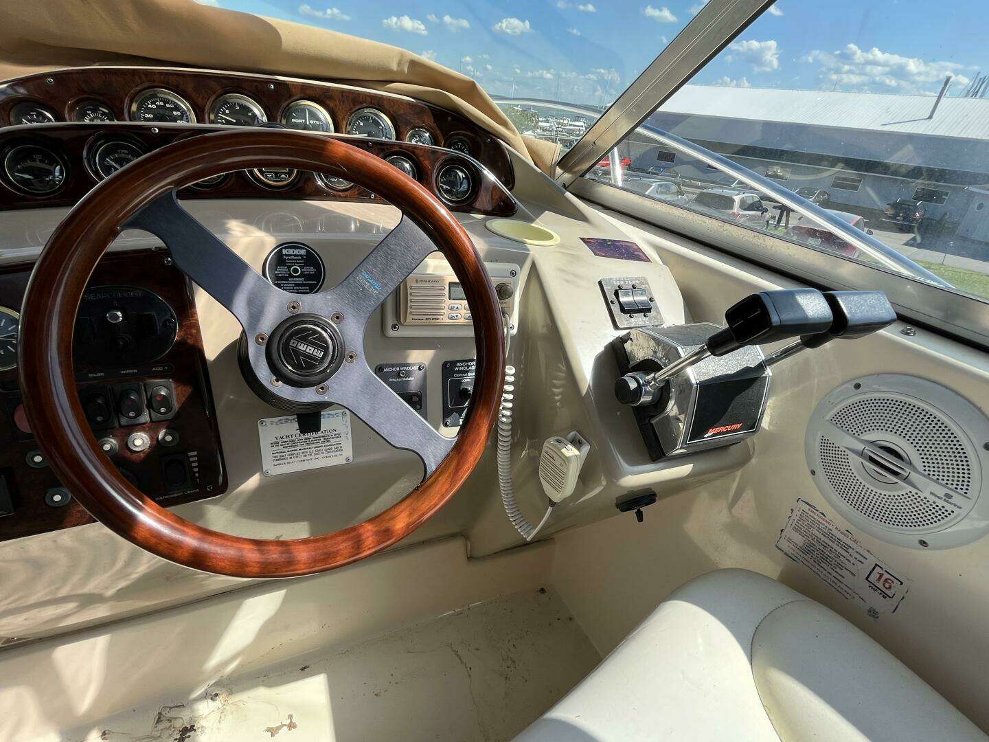 2000 Rinker Fiesta Vee 340 - Image 24