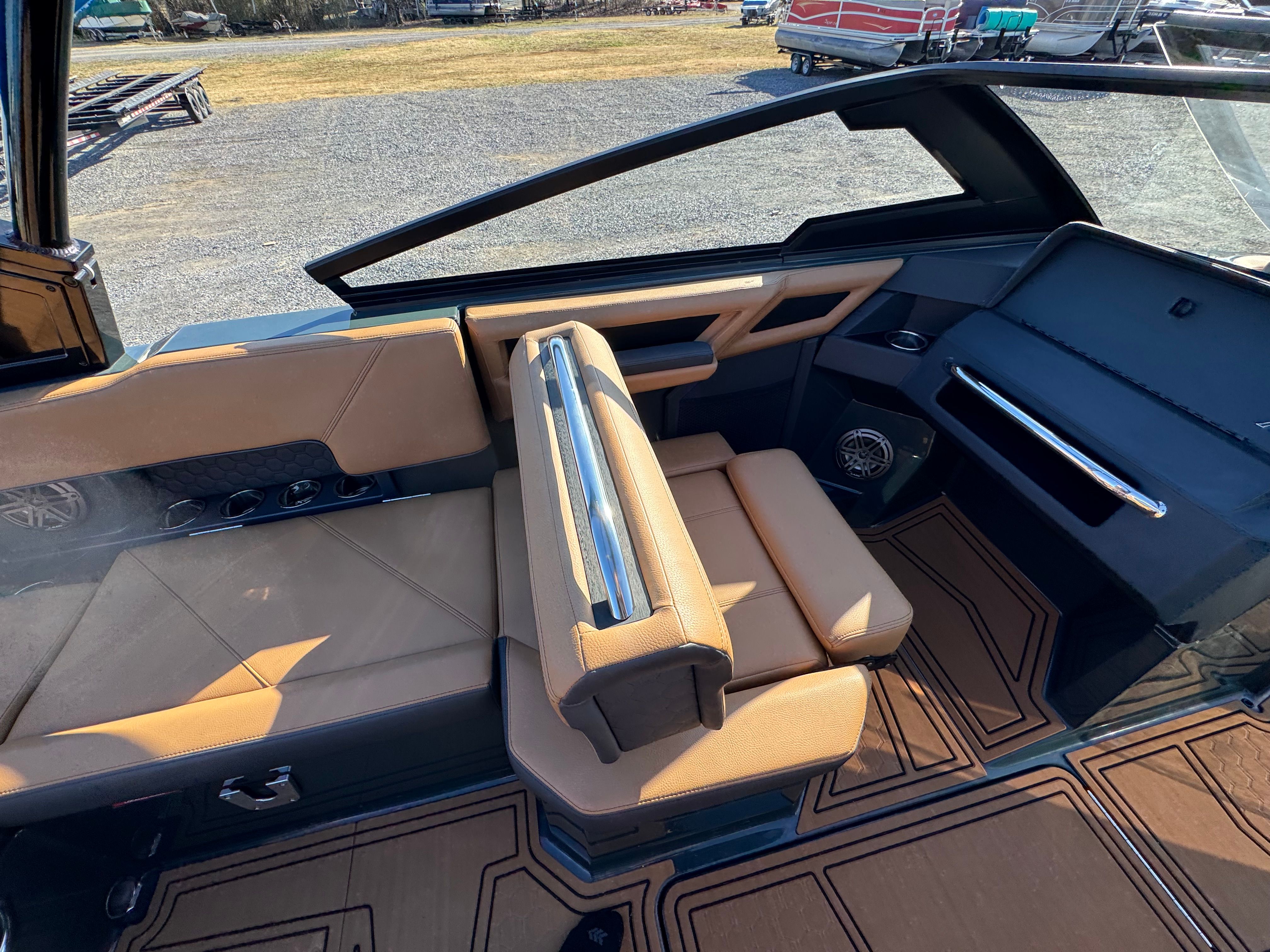 2026 Cobalt R4 Surf - 28