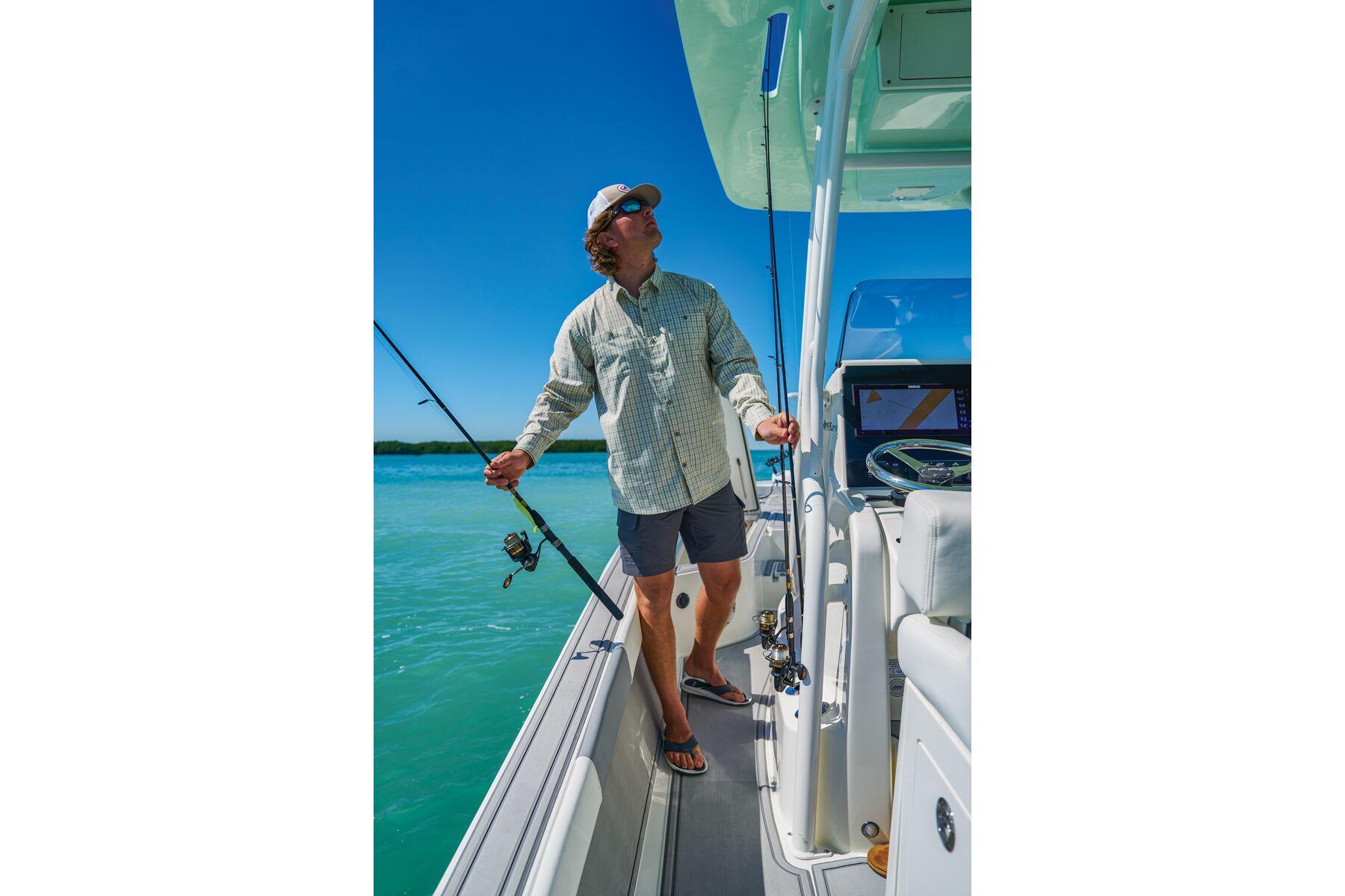 2025 Mako 24 APEX - 21