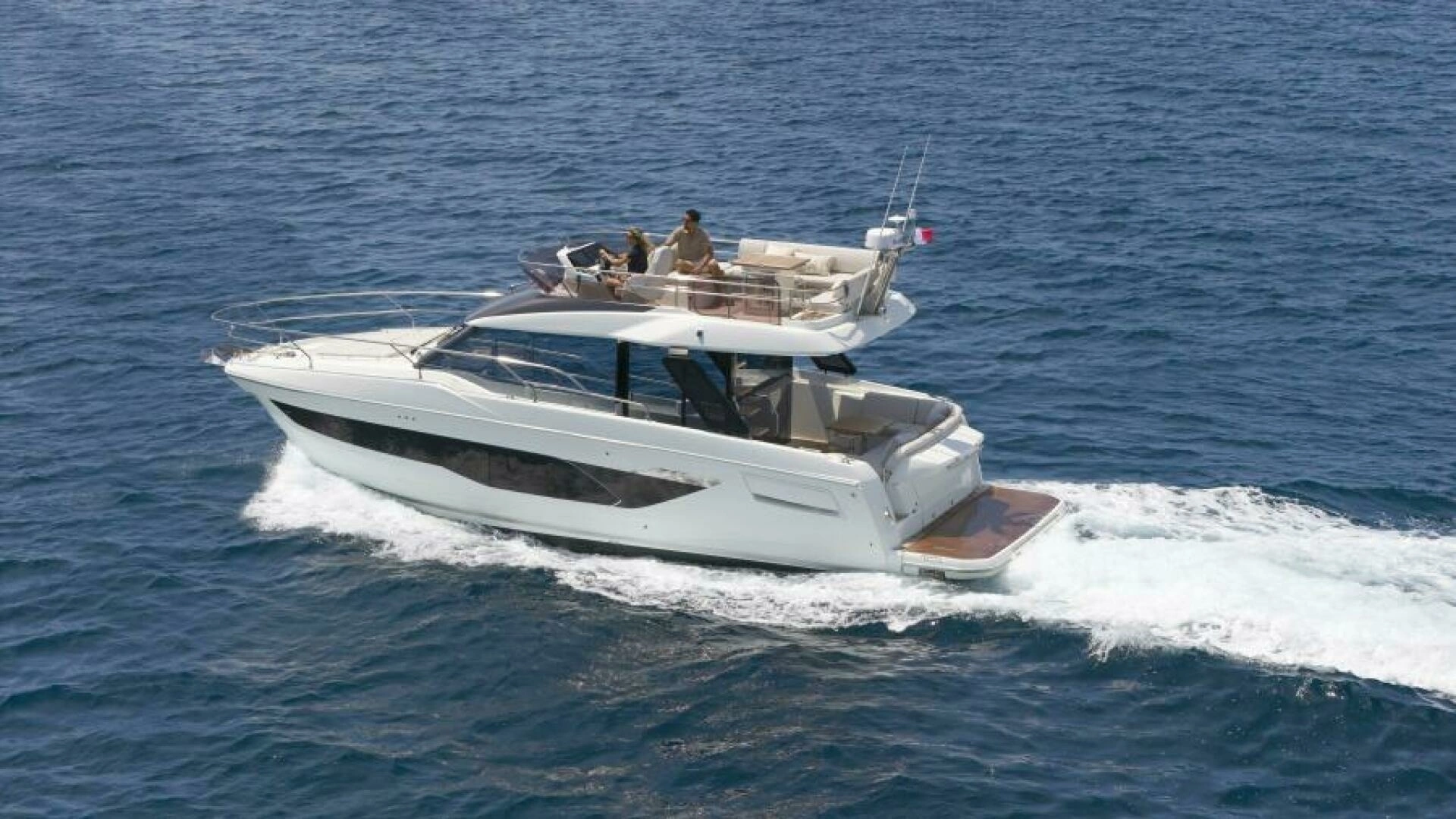 2027 Prestige F4.3 - Image 24