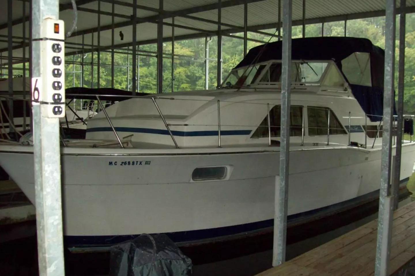1979 Chris-Craft 350 Catalina