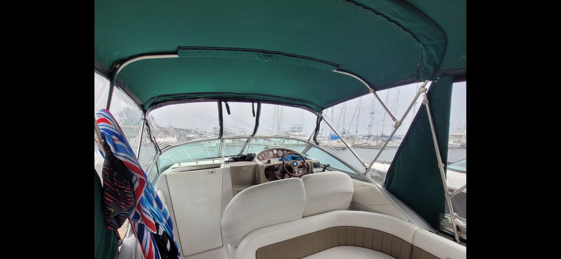 2004 Four Winns 248 Vista - 11