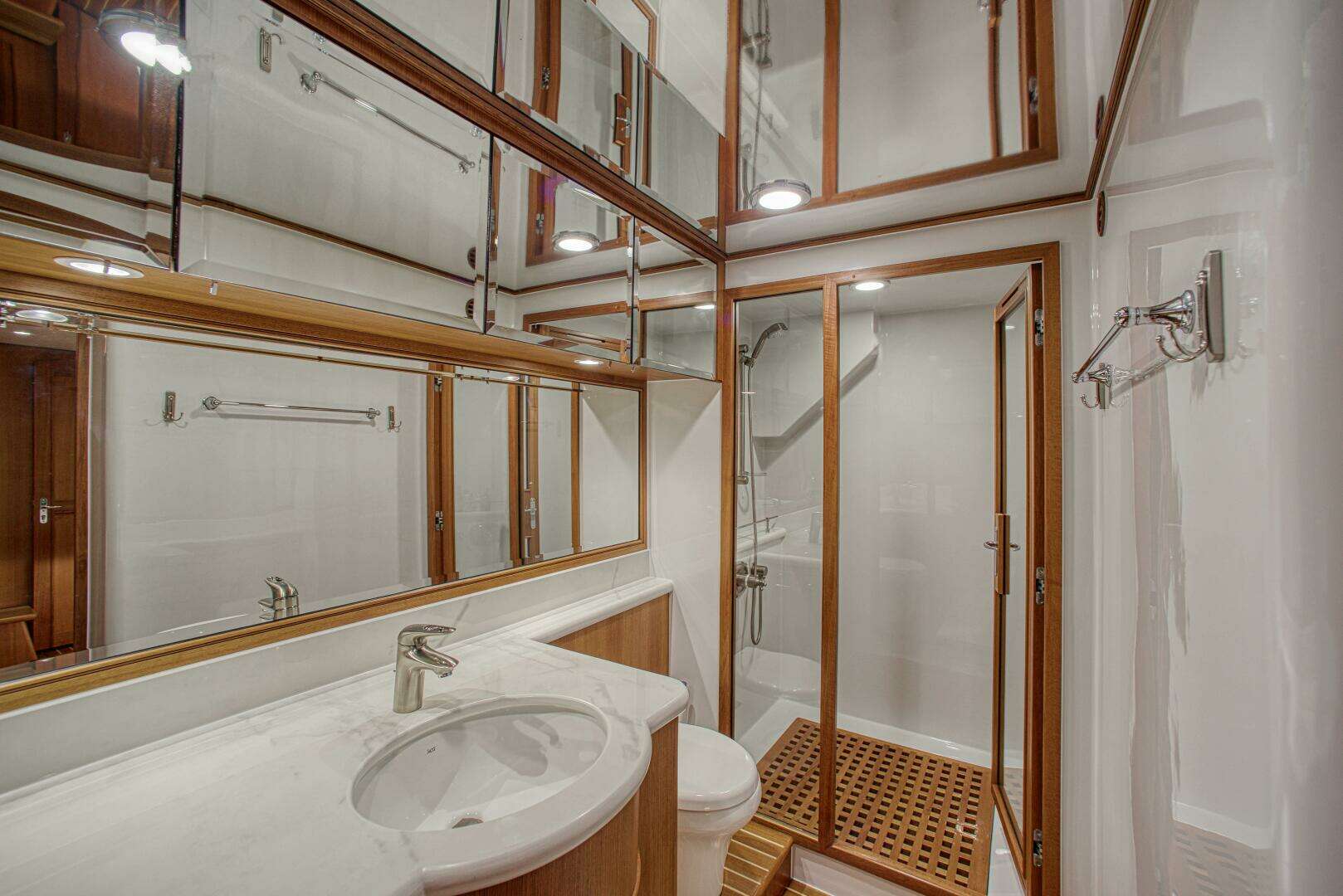 2018 Marlow Explorer 75E-CB - Image 26