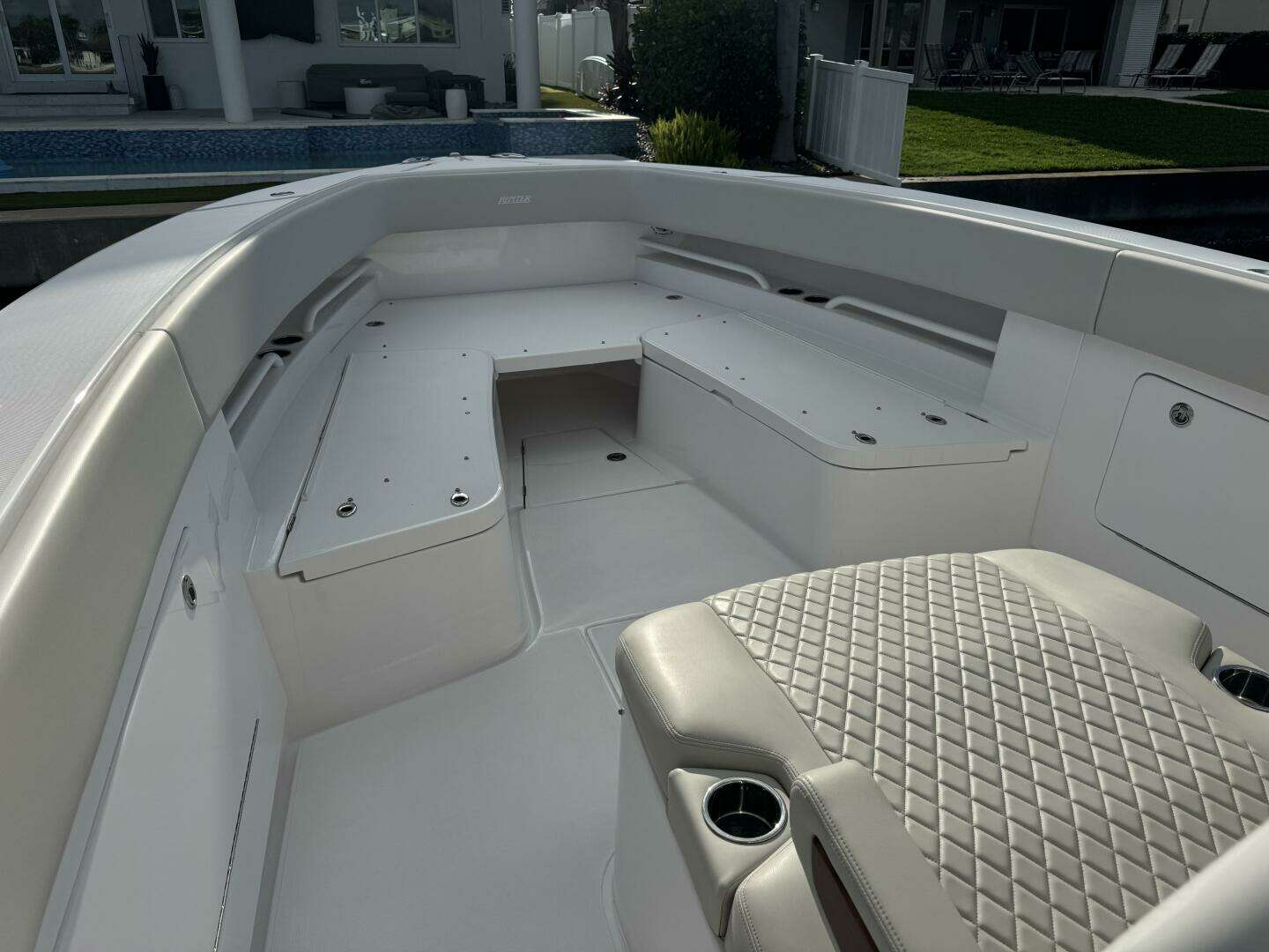 2024 Jupiter 38 HFS - Image 64
