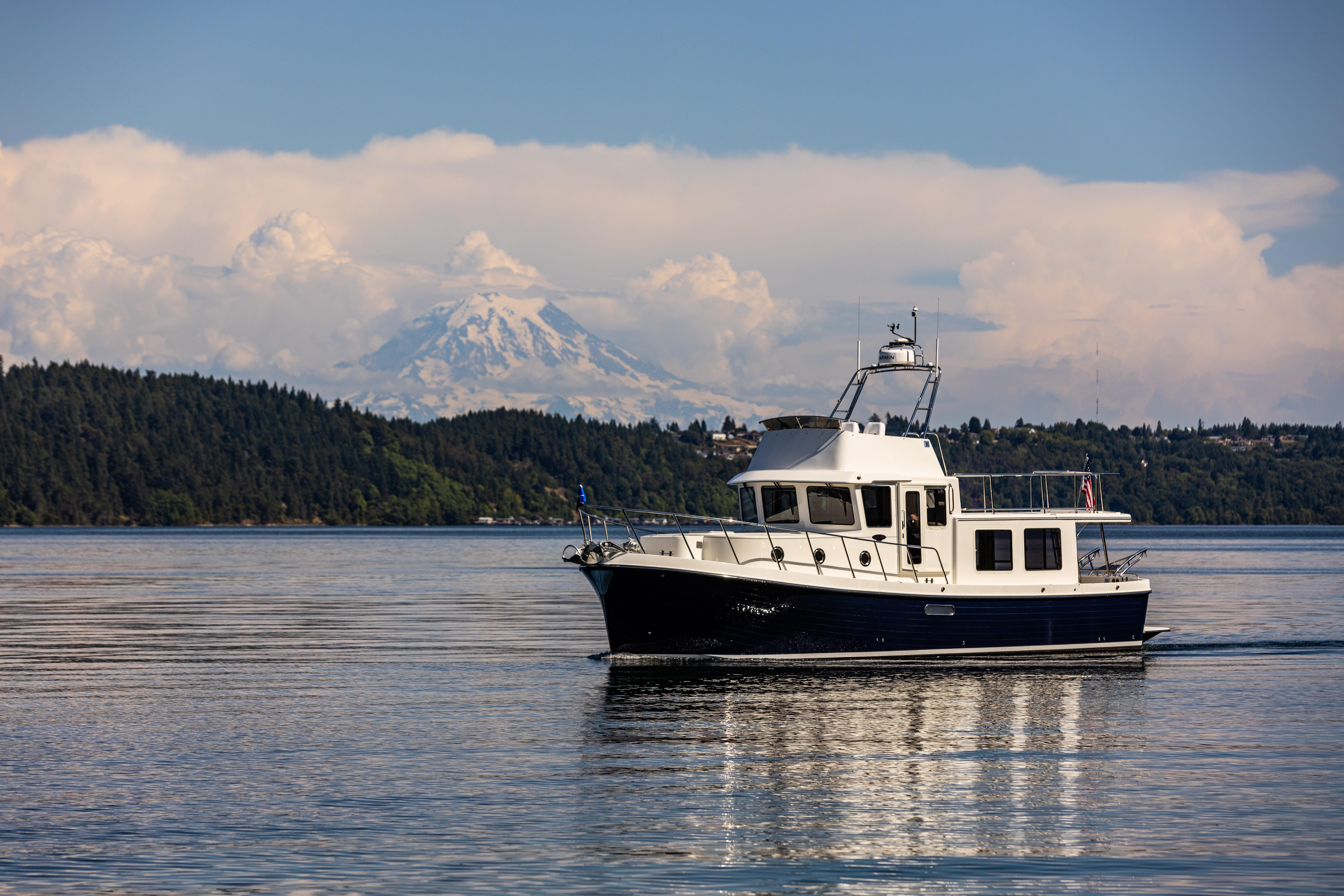 2027 American Tug 395