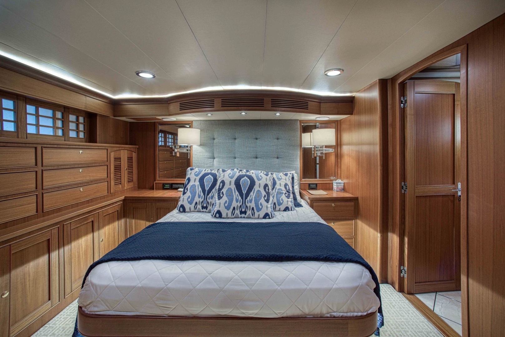 2015 Marlow Explorer 58E - Image 20