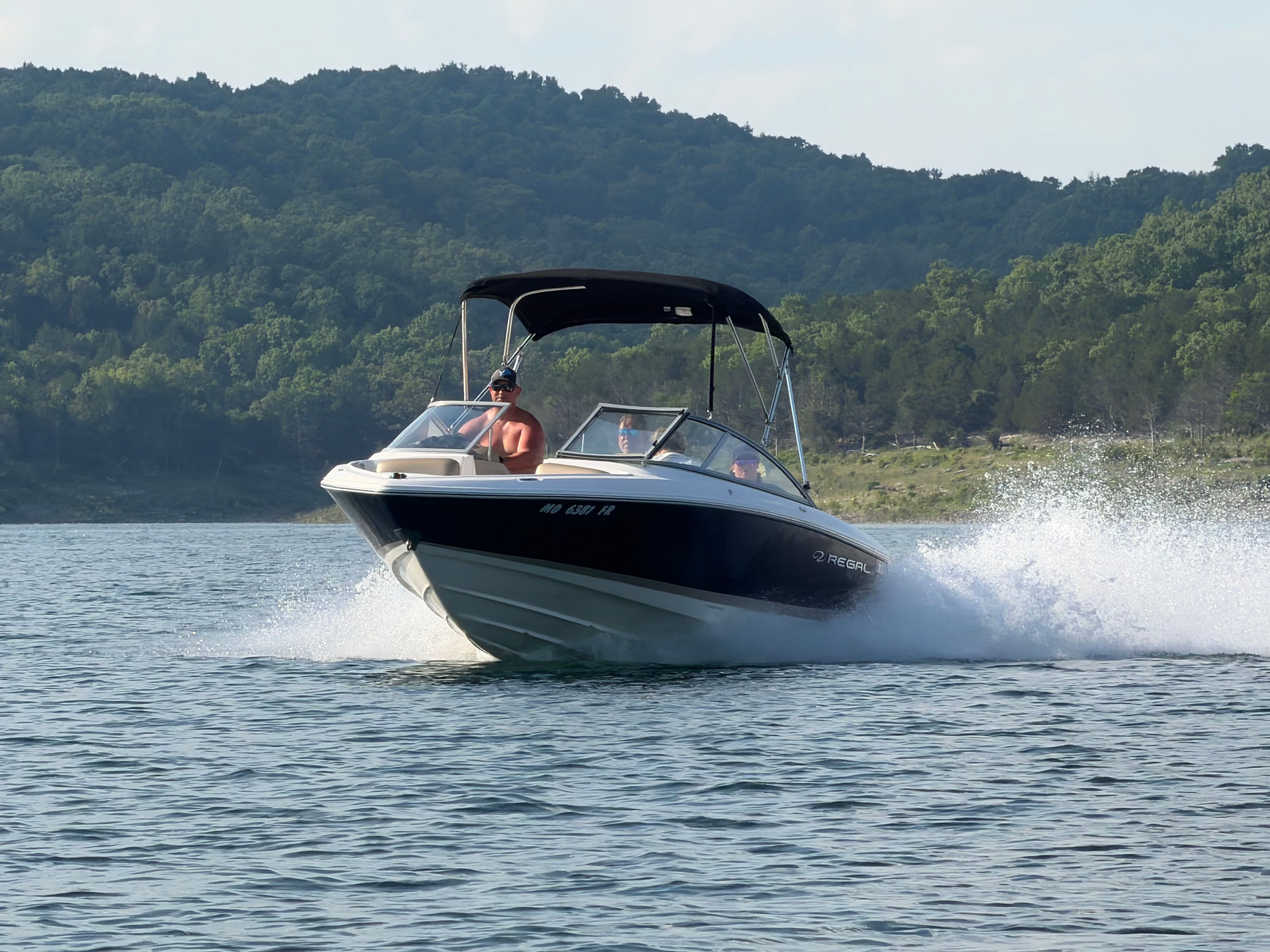 2011 Regal 1900 ES Bowrider - 8