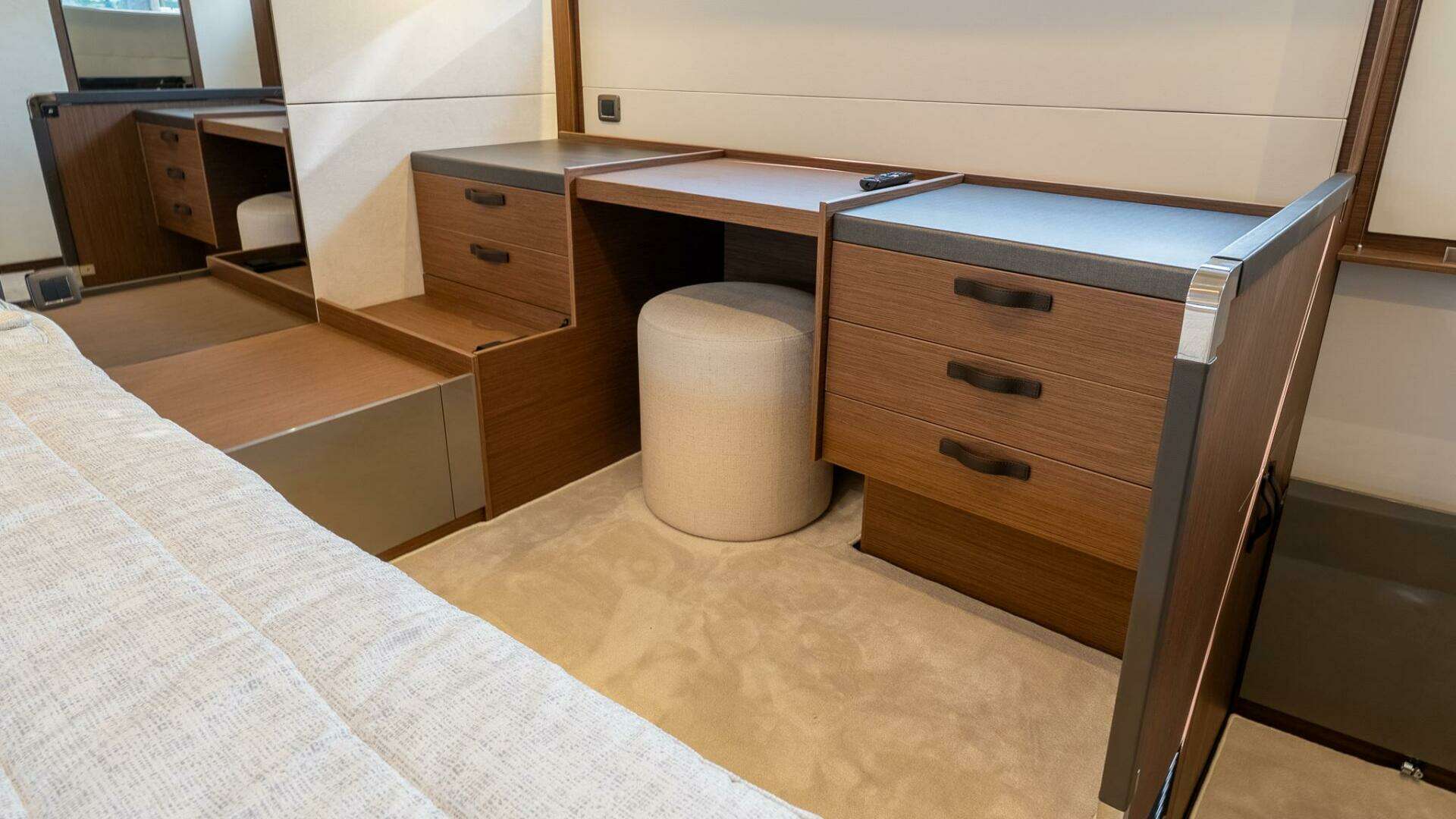 2027 Prestige M48 - Image 45