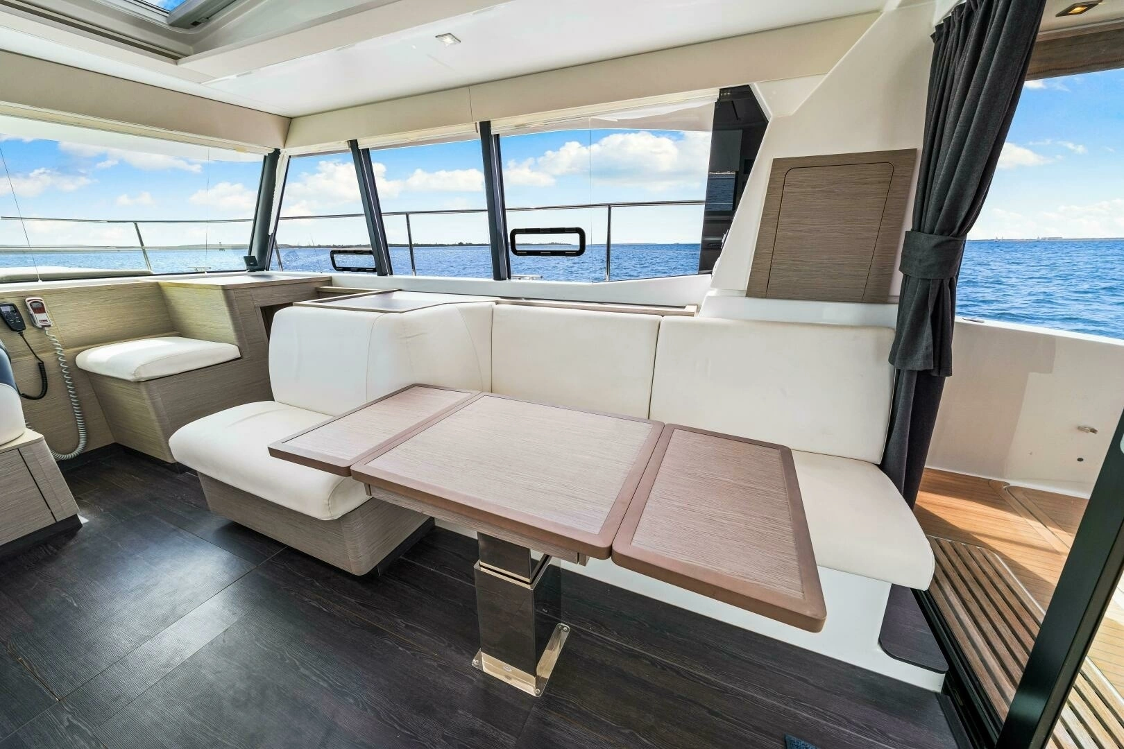 2021 Fountaine Pajot MY4.S - Image 17