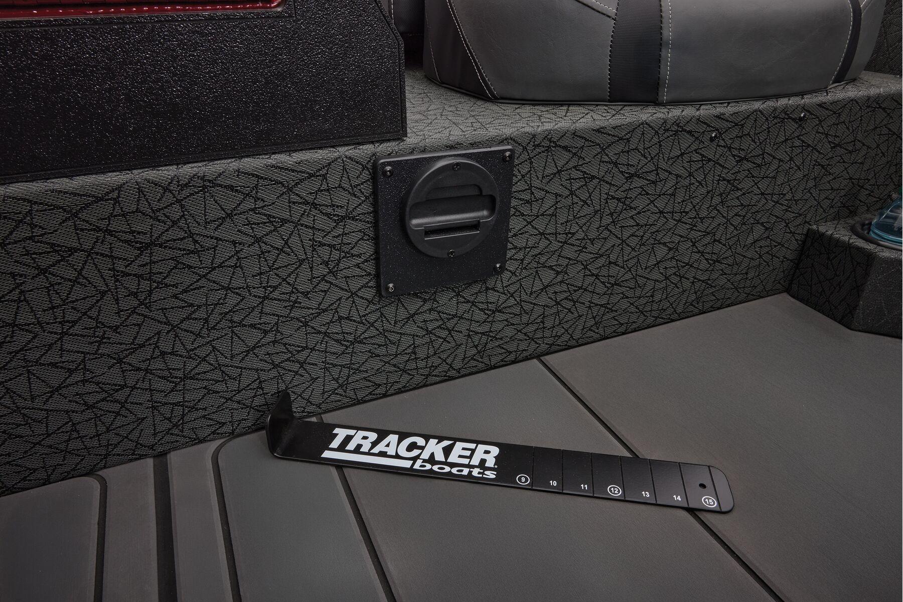 2026 Tracker Savage 215 - 45