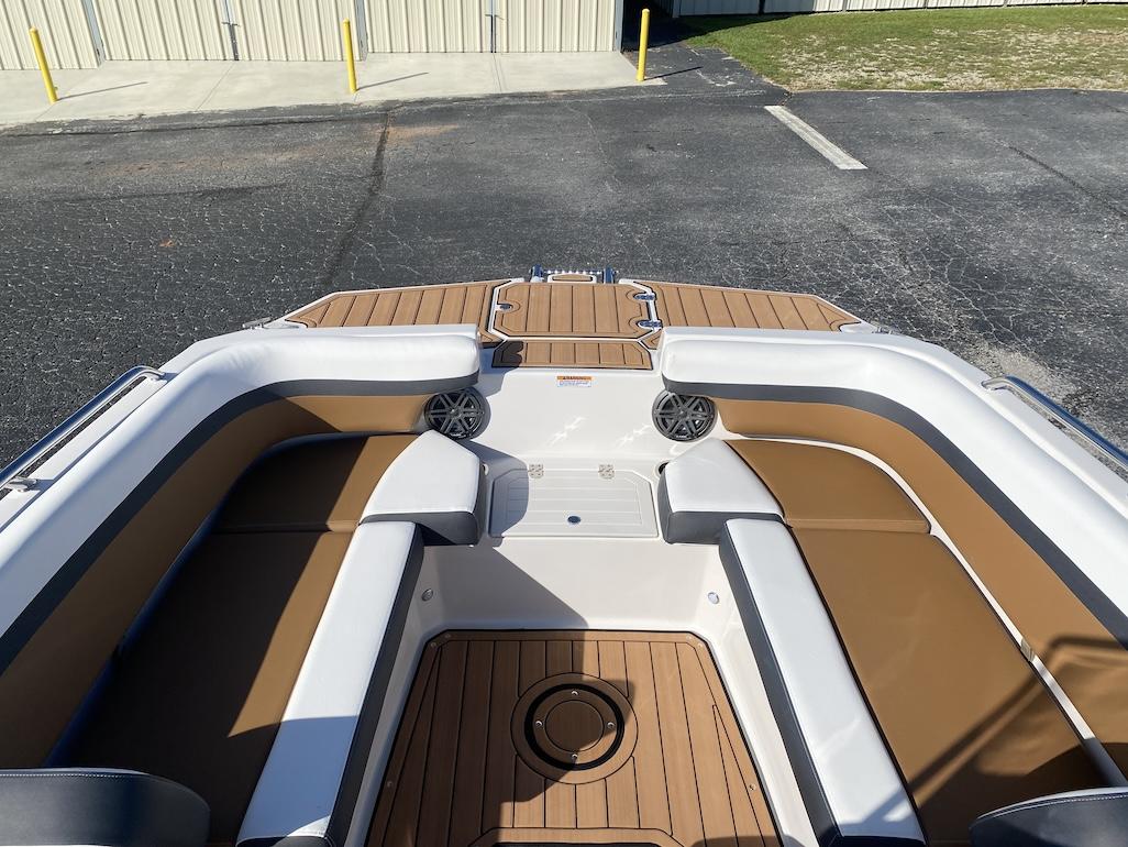 2024 Starcraft SVX 211 OB CC - 8