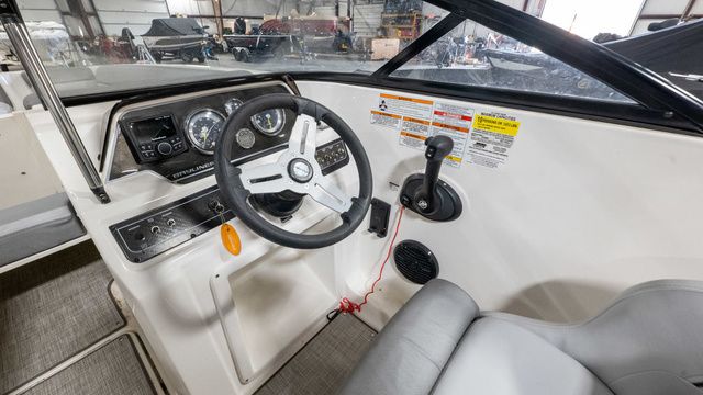 2023 Bayliner DX 2000 - 13