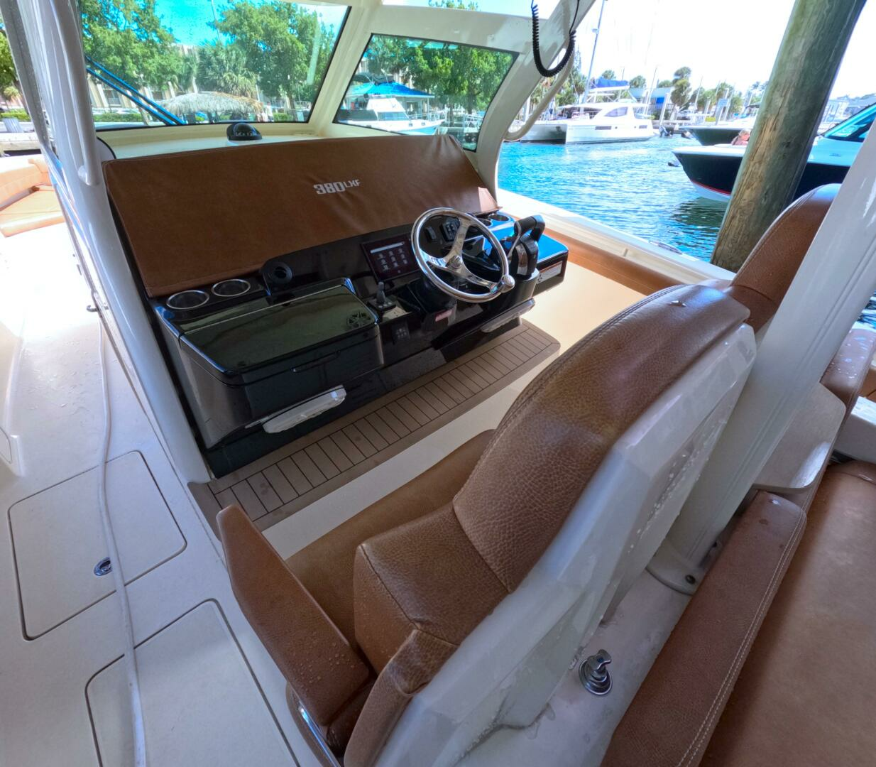 2018 Scout 380 LXF - Image 11