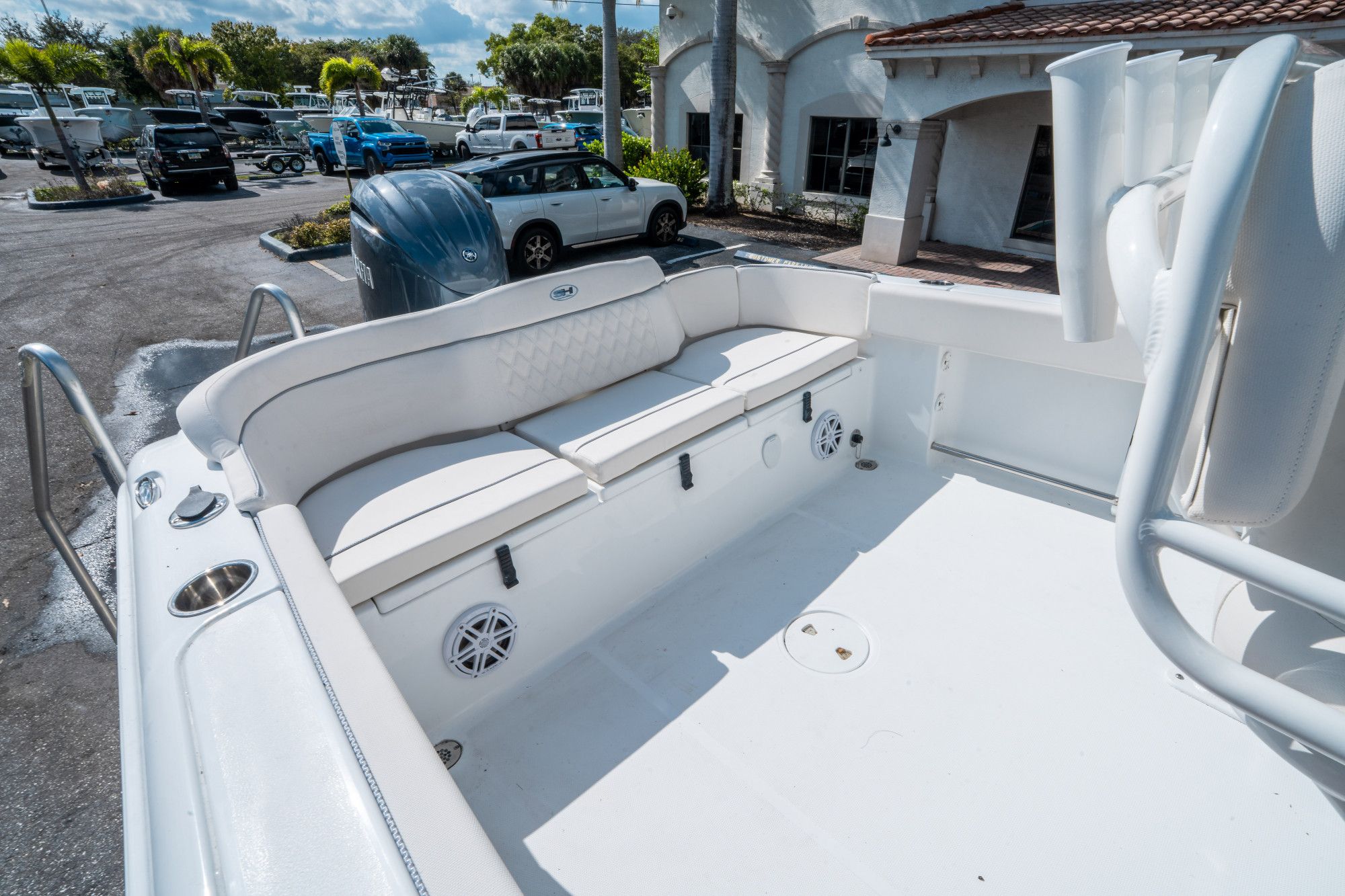 2026 Sea Hunt Ultra 234 - 10