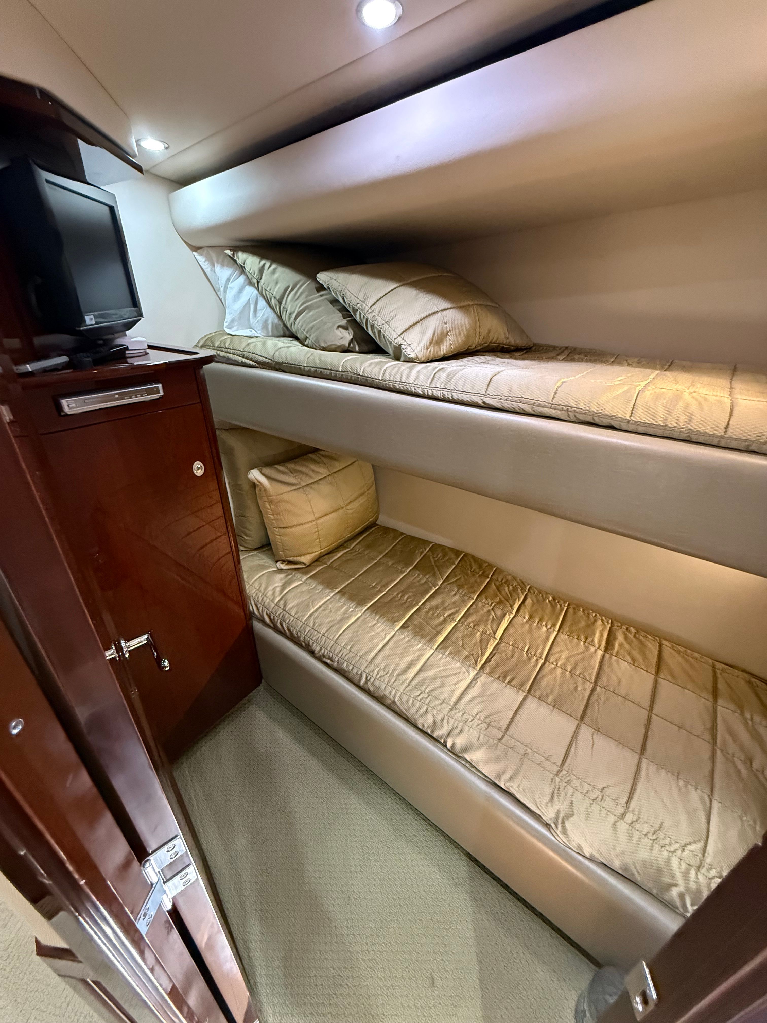 2009 Sea Ray 60 Sundancer - 43