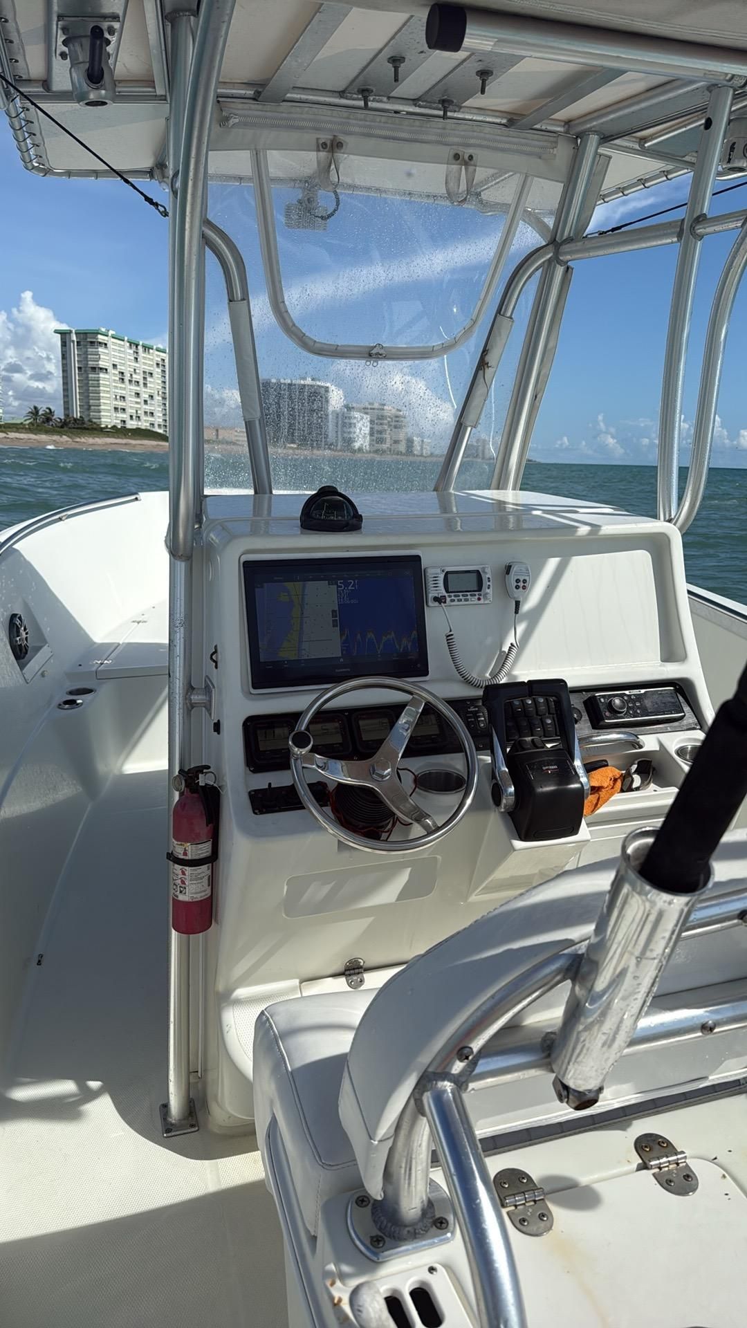 2008 Sailfish 2660 CC - 11