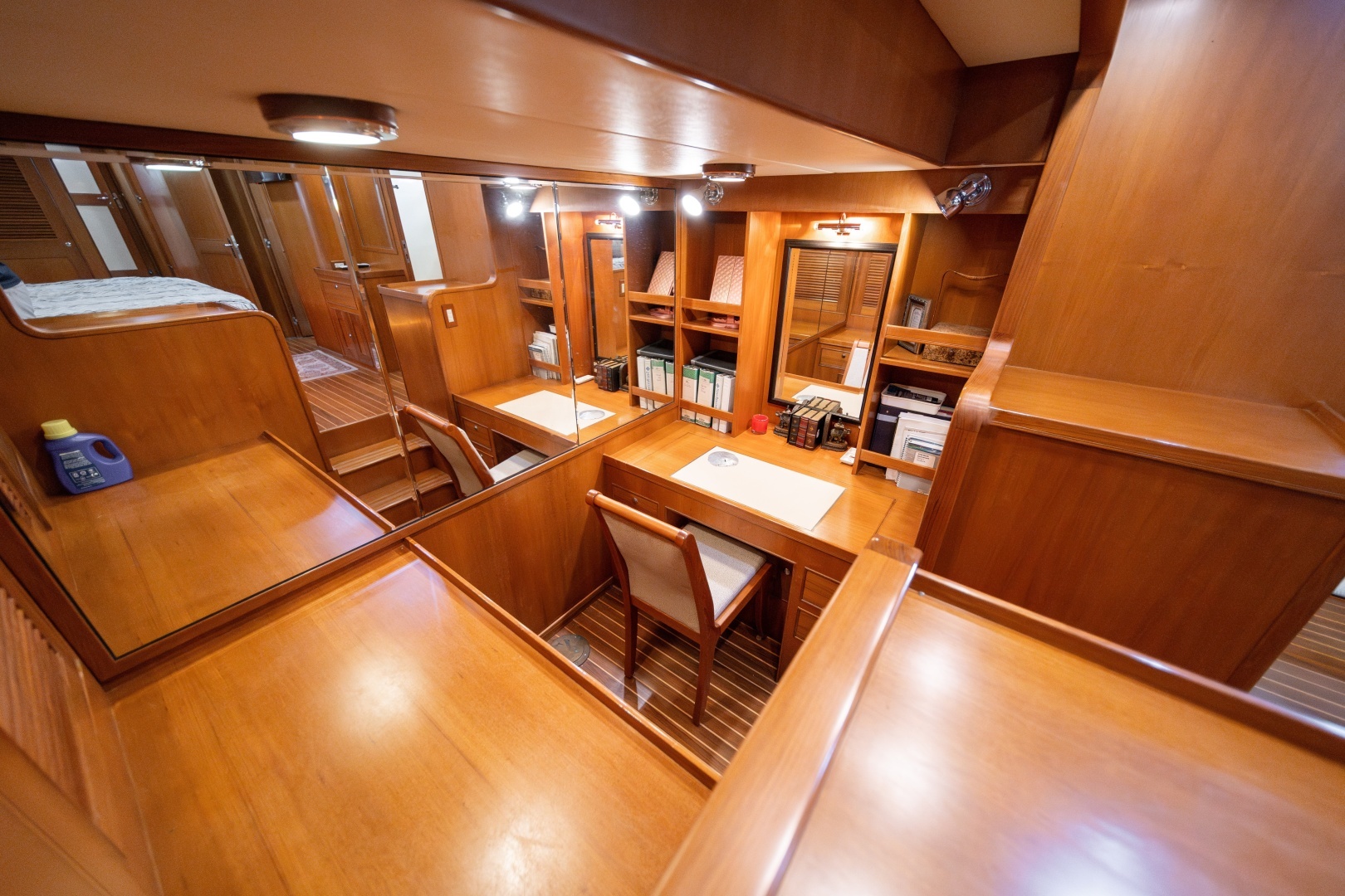 2003 Marlow Explorer 65C - Image 26
