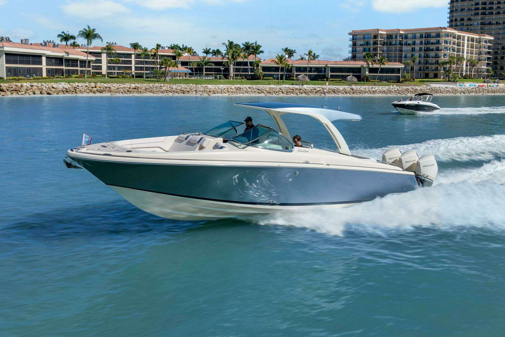 2021 Chris-Craft Launch 35 GT OB - Image 17