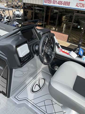2025 Veranda VR22RC Tri-Toon XL - 20