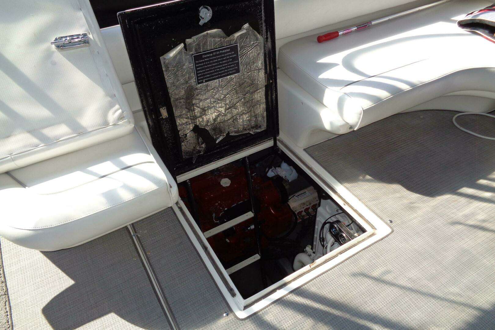 1991 Sea Ray 480 Sundancer - Image 85