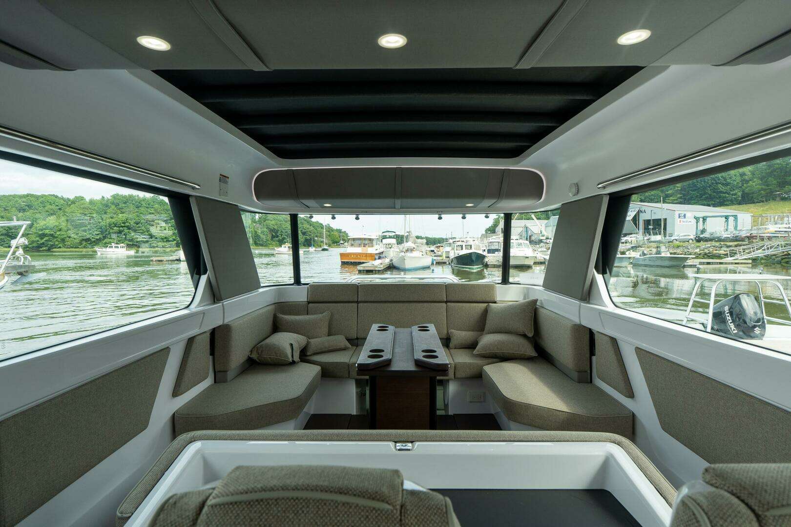 2024 Axopar Axopar 45 XC - Image 6