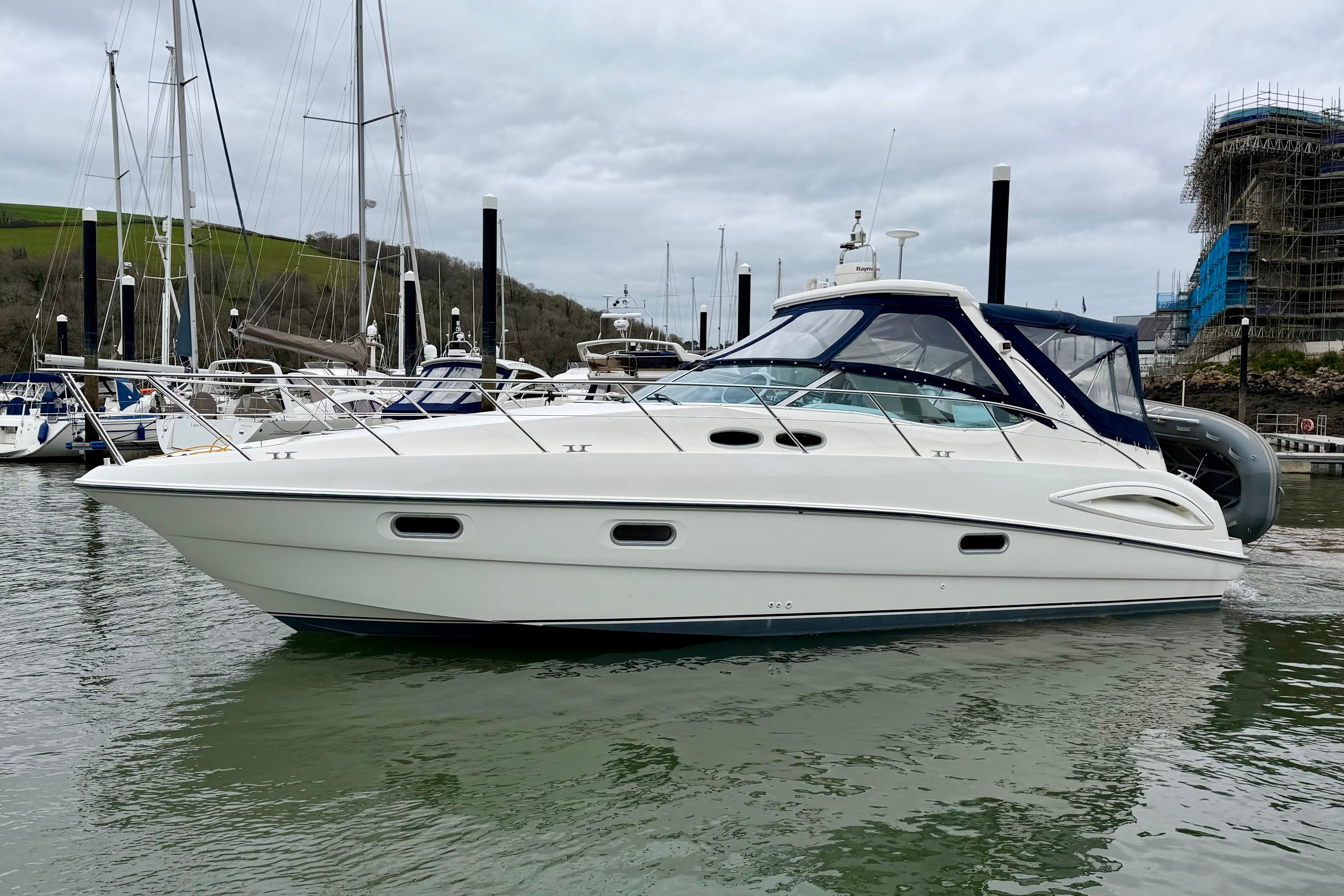 2005 Sealine S38