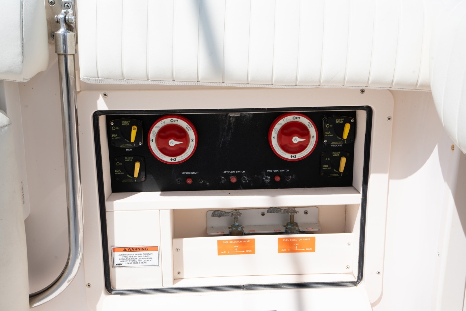 2009 Grady-White Express 330 - Image 25