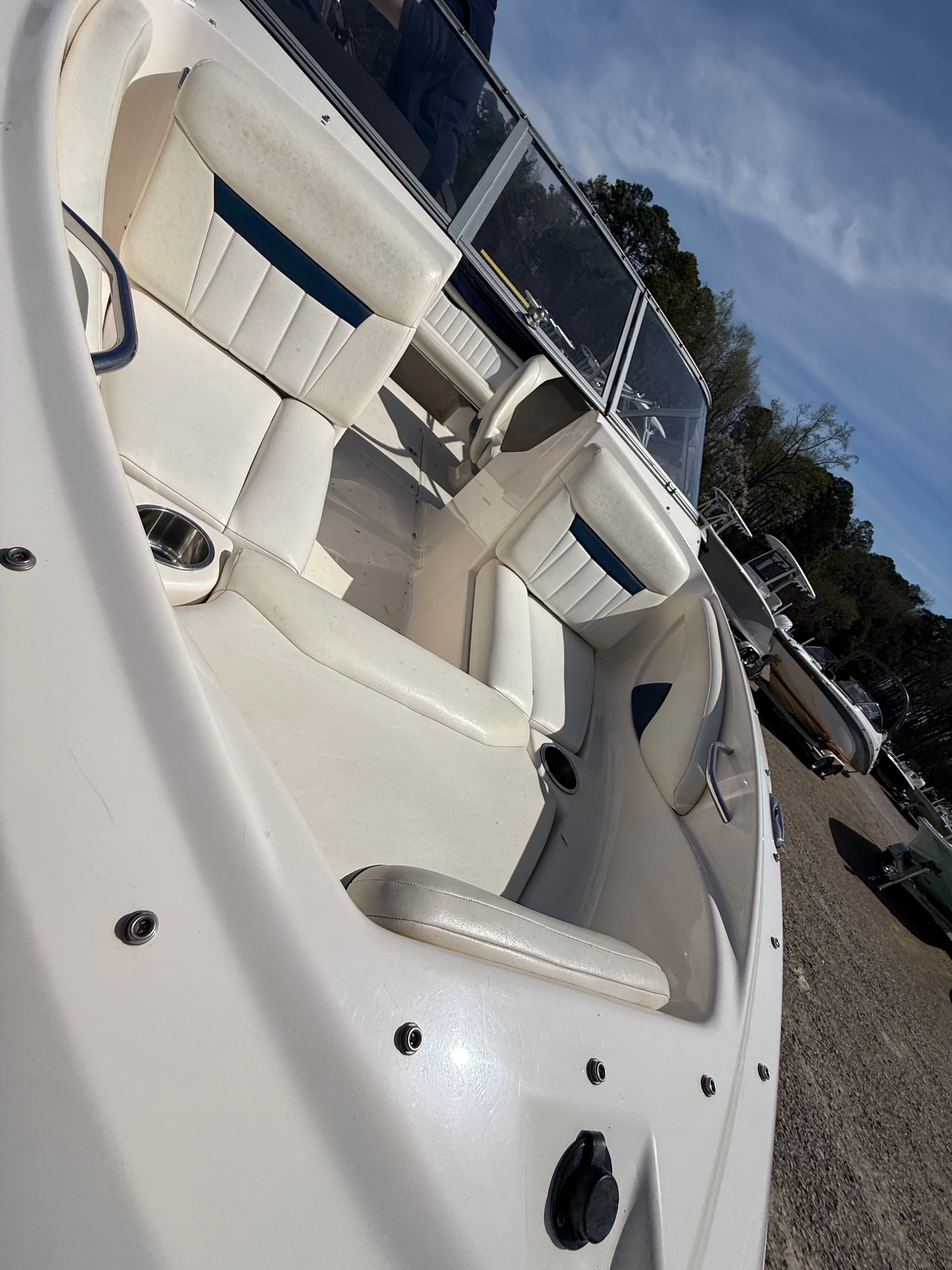 2006 Regal 1900 Bowrider - 12